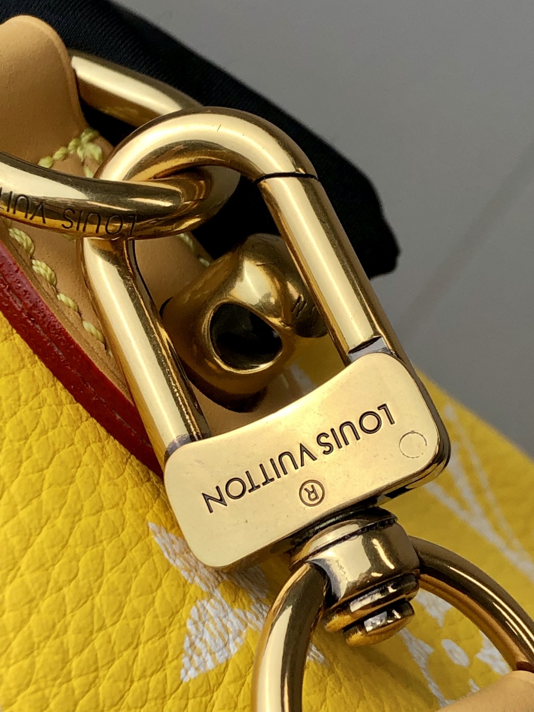 LOUIS VUITTON 路易威登 LV 𝑺𝒑𝒆𝒆𝒅𝒚 𝑷𝟗 𝑩𝒂𝒏𝒅𝒐𝒖𝒍𝒊𝒆𝒓𝒆 𝟑𝟎 可拆卸肩带 LV牛皮革 斜挎包 单肩包 双肩包 水桶 手提包 黄色 𝑴𝟐𝟒𝟒𝟐𝟖