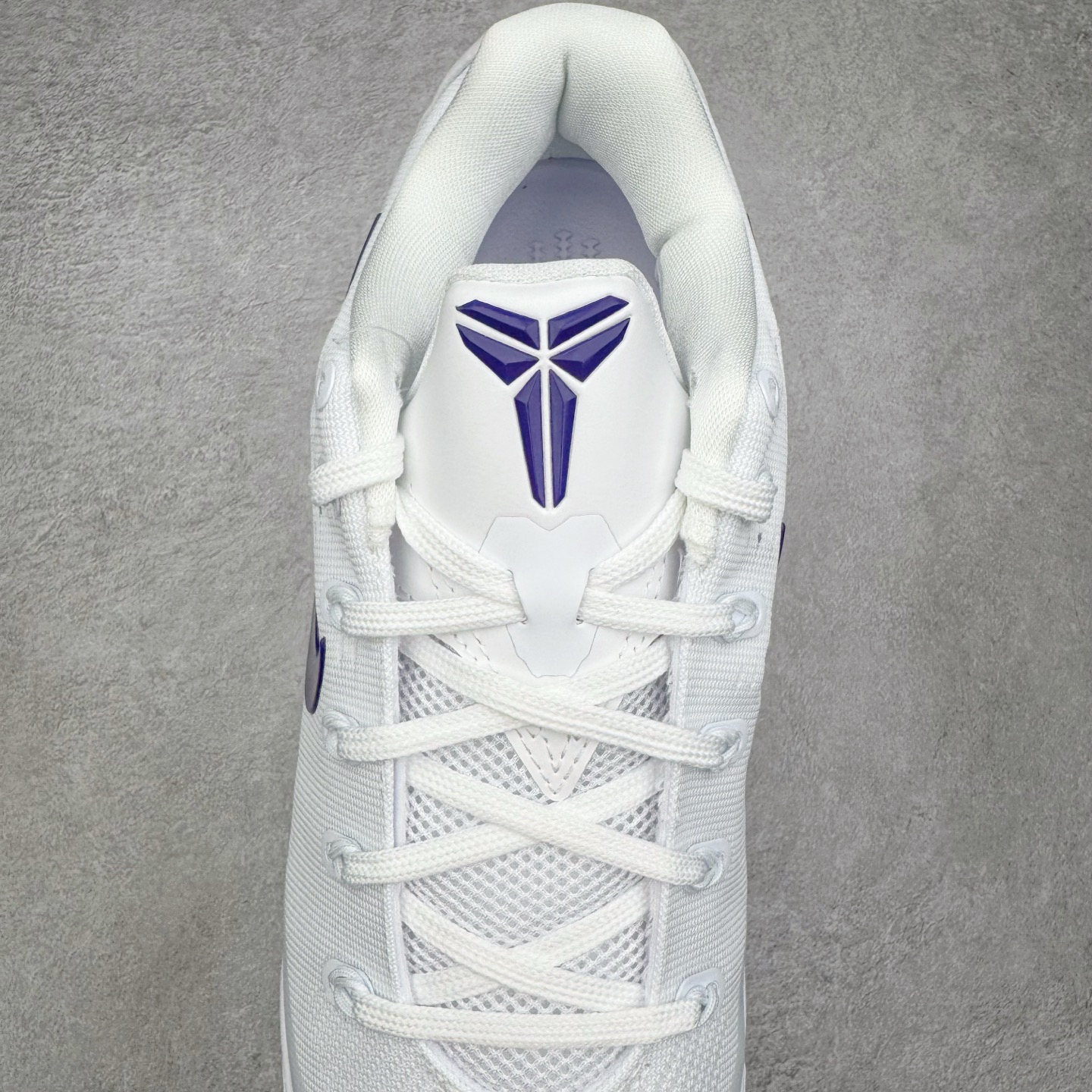 S2 KOBE 9  EM  科比9 低筒 篮球鞋 实战鞋 球鞋 男鞋 波鞋 湖人白紫 IH1401-100 