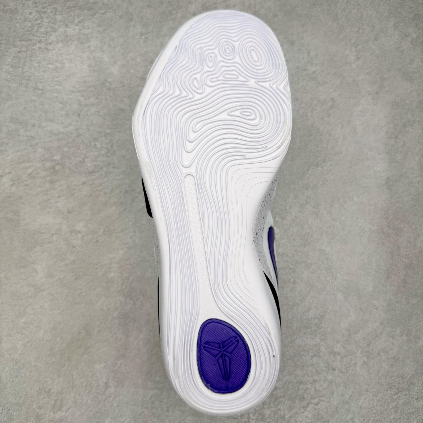 S2 KOBE 9  EM  科比9 低筒 篮球鞋 实战鞋 球鞋 男鞋 波鞋 湖人白紫 IH1401-100 