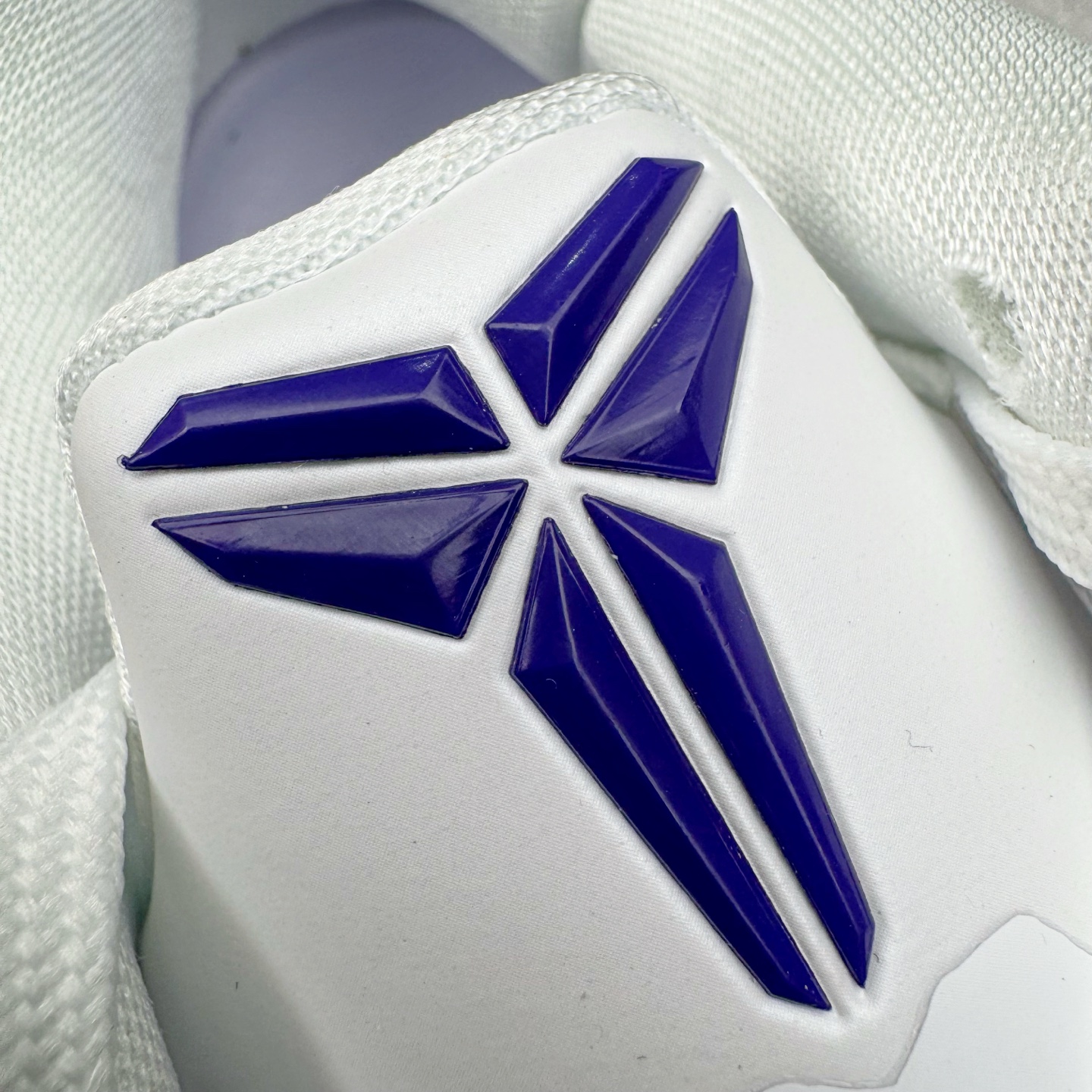 S2 KOBE 9  EM  科比9 低筒 篮球鞋 实战鞋 球鞋 男鞋 波鞋 湖人白紫 IH1401-100 