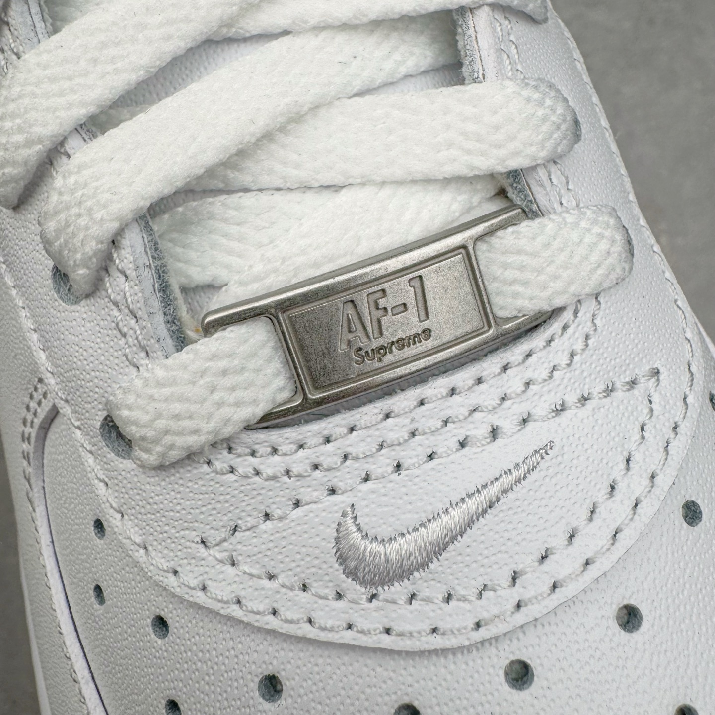 Supreme Air Force 1 Low  空军一号 低筒 休闲鞋 板鞋 男鞋 女鞋 波鞋 黑白 CU9225-102 