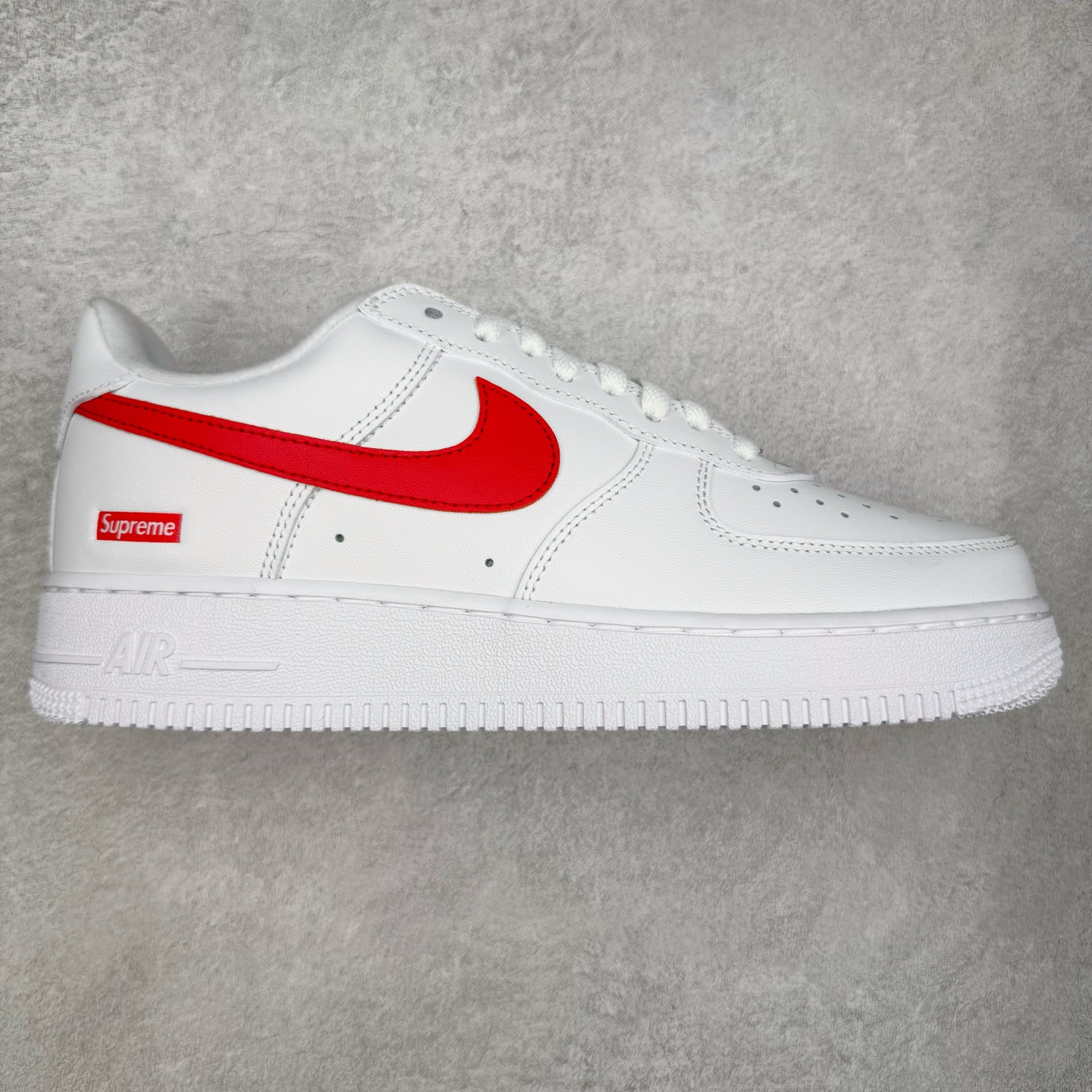 Supreme Air Force 1 Low  空军一号 低筒 休闲鞋 板鞋 男鞋 女鞋 波鞋 白红 CU9225-101
