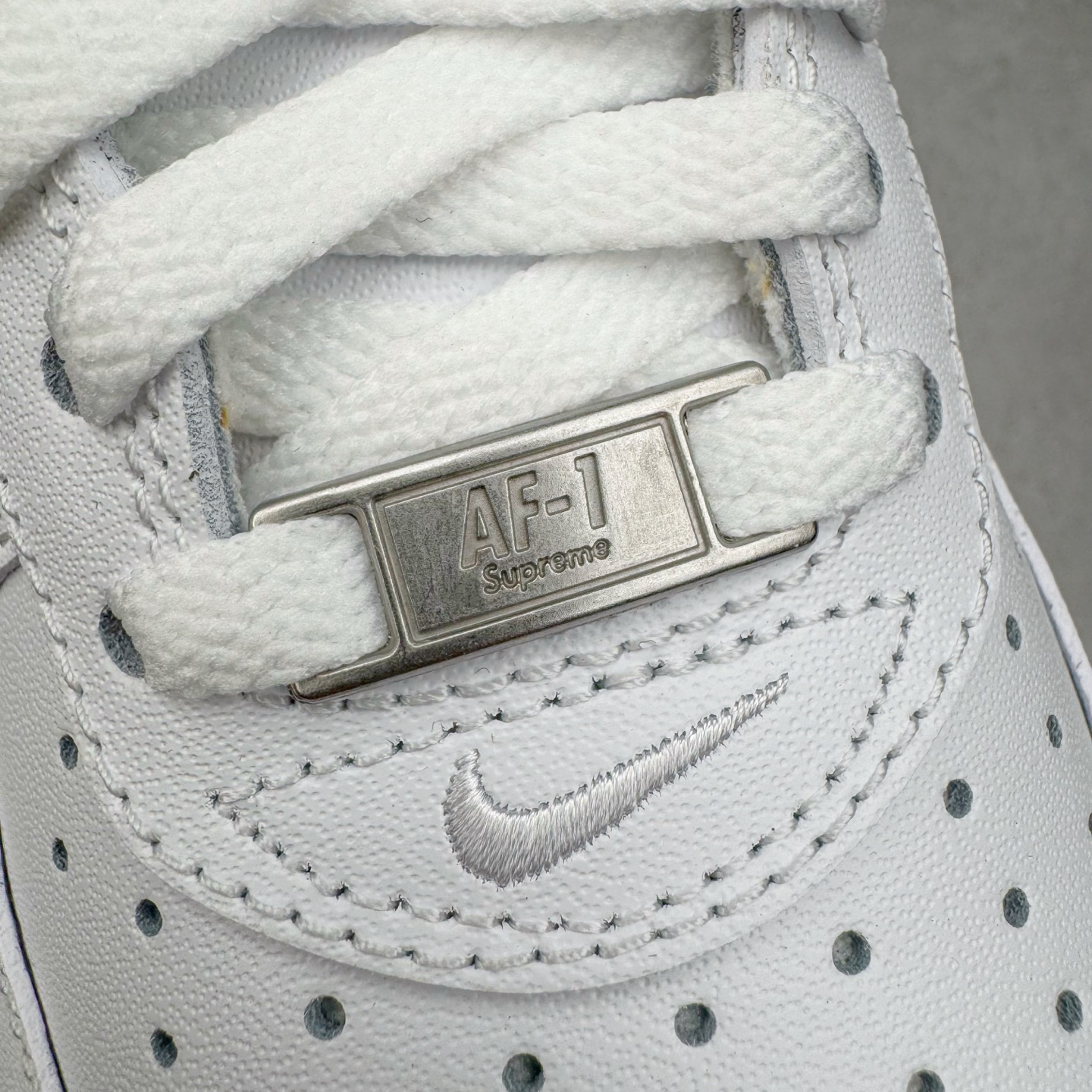 Supreme Air Force 1 Low  空军一号 低筒 休闲鞋 板鞋 男鞋 女鞋 波鞋 白红 CU9225-101