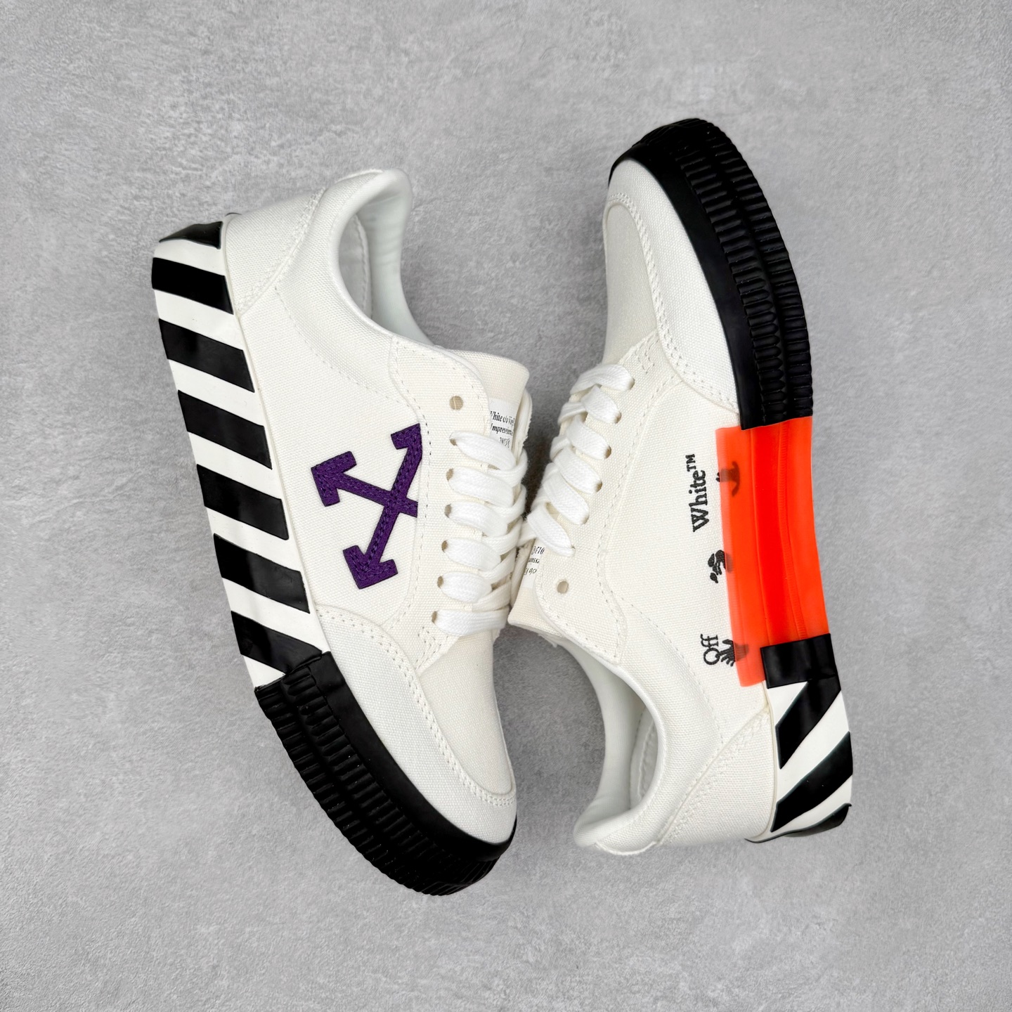 OFF-WHITE ulcanized 织物 低筒 系带圆头 时尚板鞋 男款 女款 白紫 OMIA085R21FAB0010137