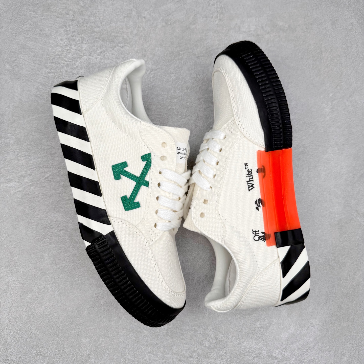  OFF-WHITE ulcanized 织物 低筒 系带圆头 时尚板鞋 男款 女款 白绿 OMIA085F22FAB0010155