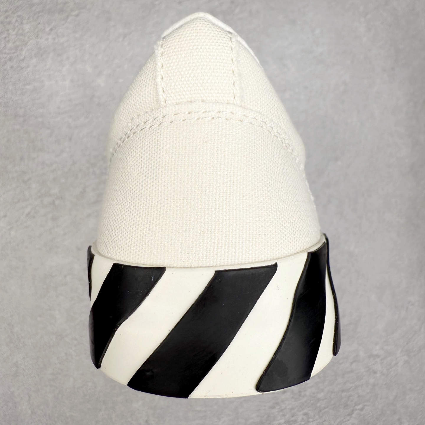  OFF-WHITE ulcanized 织物 低筒 系带圆头 时尚板鞋 男款 女款 白绿 OMIA085F22FAB0010155