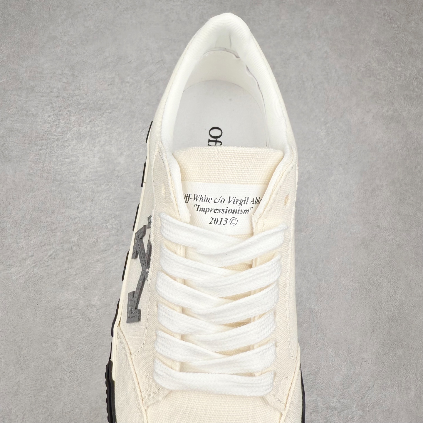 OFF-WHITE ulcanized 织物 低筒 系带圆头 时尚板鞋 男款 女款 白灰 OMIA085S23LEA0050145