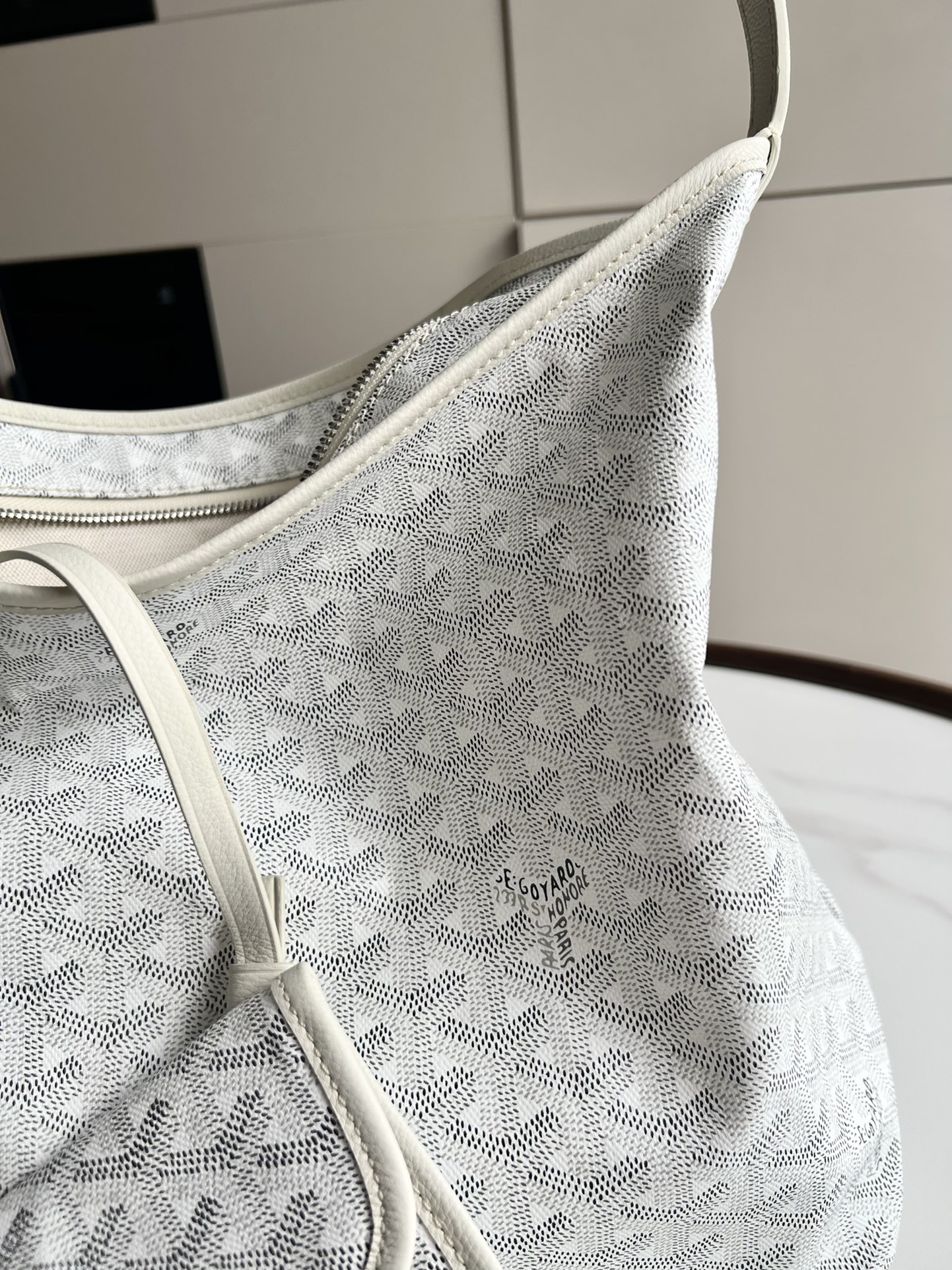  戈雅 GOYARD Bohème Hobo Y字老花满印抗压皮革手柄 帆布拼牛皮 腋下包子母包 单肩手提包 女款 