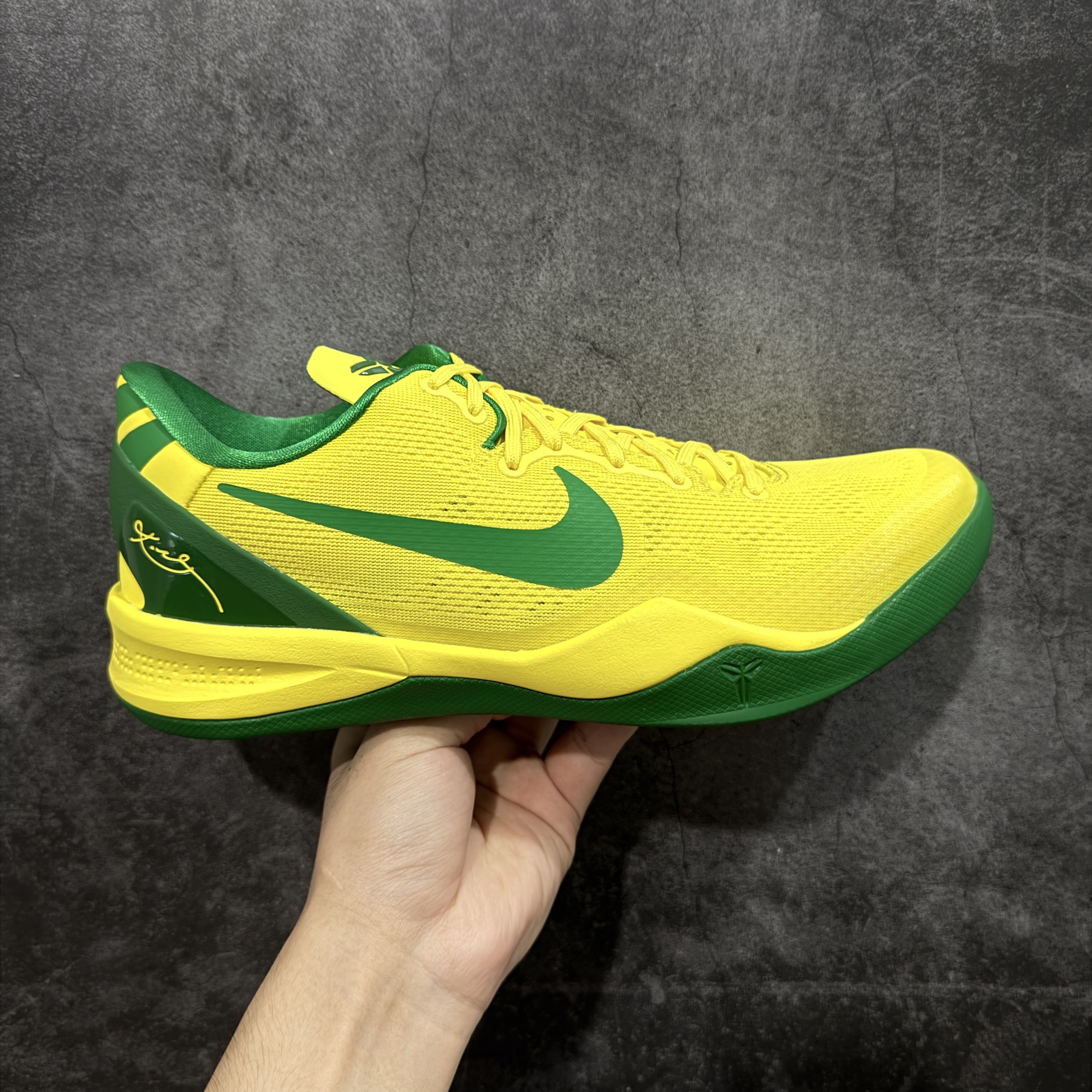 GX Kobe 8 OREGON DUCKS" PE PACK 科比8 低筒 全掌LUNARLON 鞋墊 籃球鞋 實戰鞋 球鞋 男鞋 波鞋 俄勒冈黄鸭子
