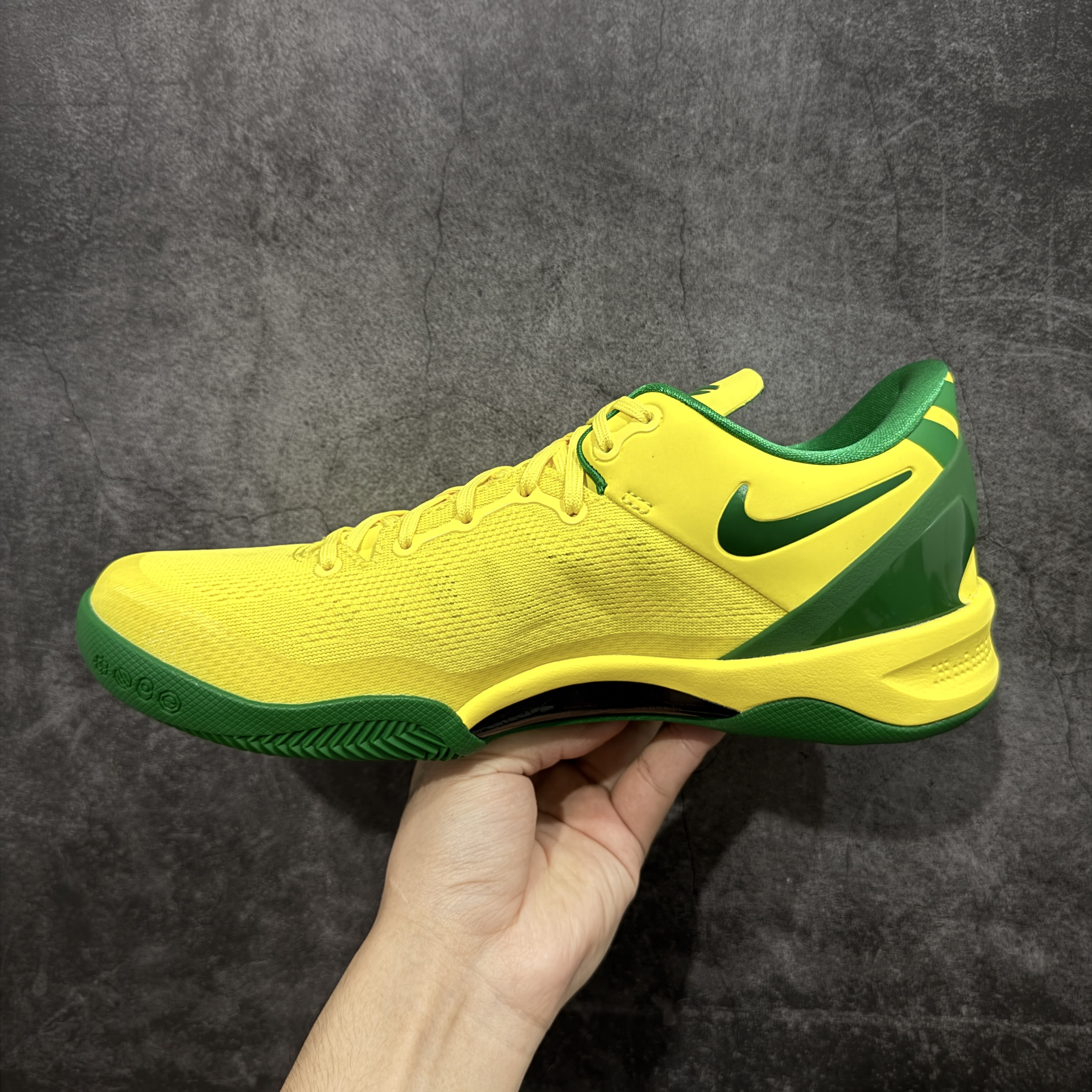 GX Kobe 8 OREGON DUCKS" PE PACK 科比8 低筒 全掌LUNARLON 鞋墊 籃球鞋 實戰鞋 球鞋 男鞋 波鞋 俄勒冈黄鸭子