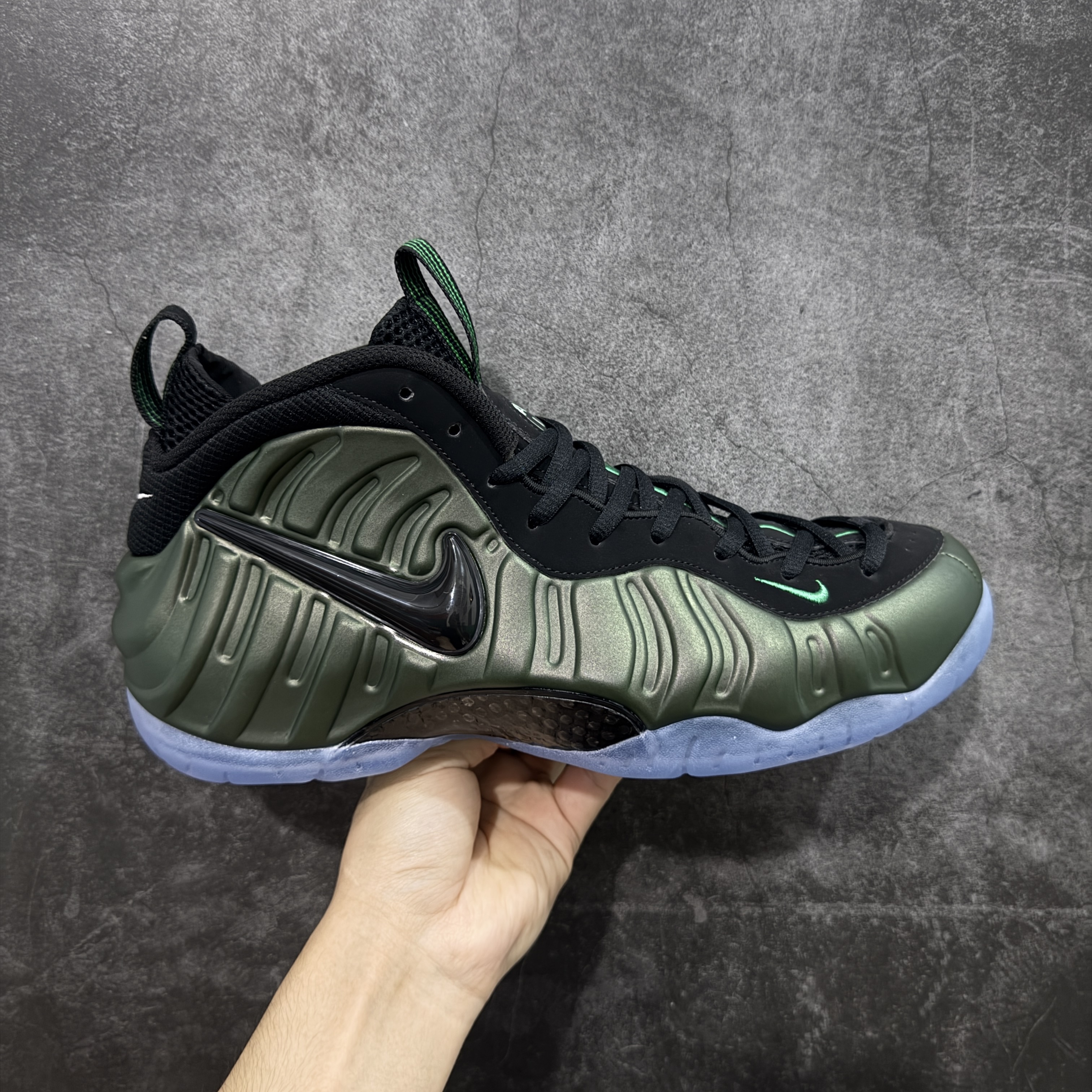 NIKE Air Foamposite  喷泡 篮球鞋 男鞋 真碳板 真气垫 波鞋  绿黑 2025 喷泡 HF0794-300