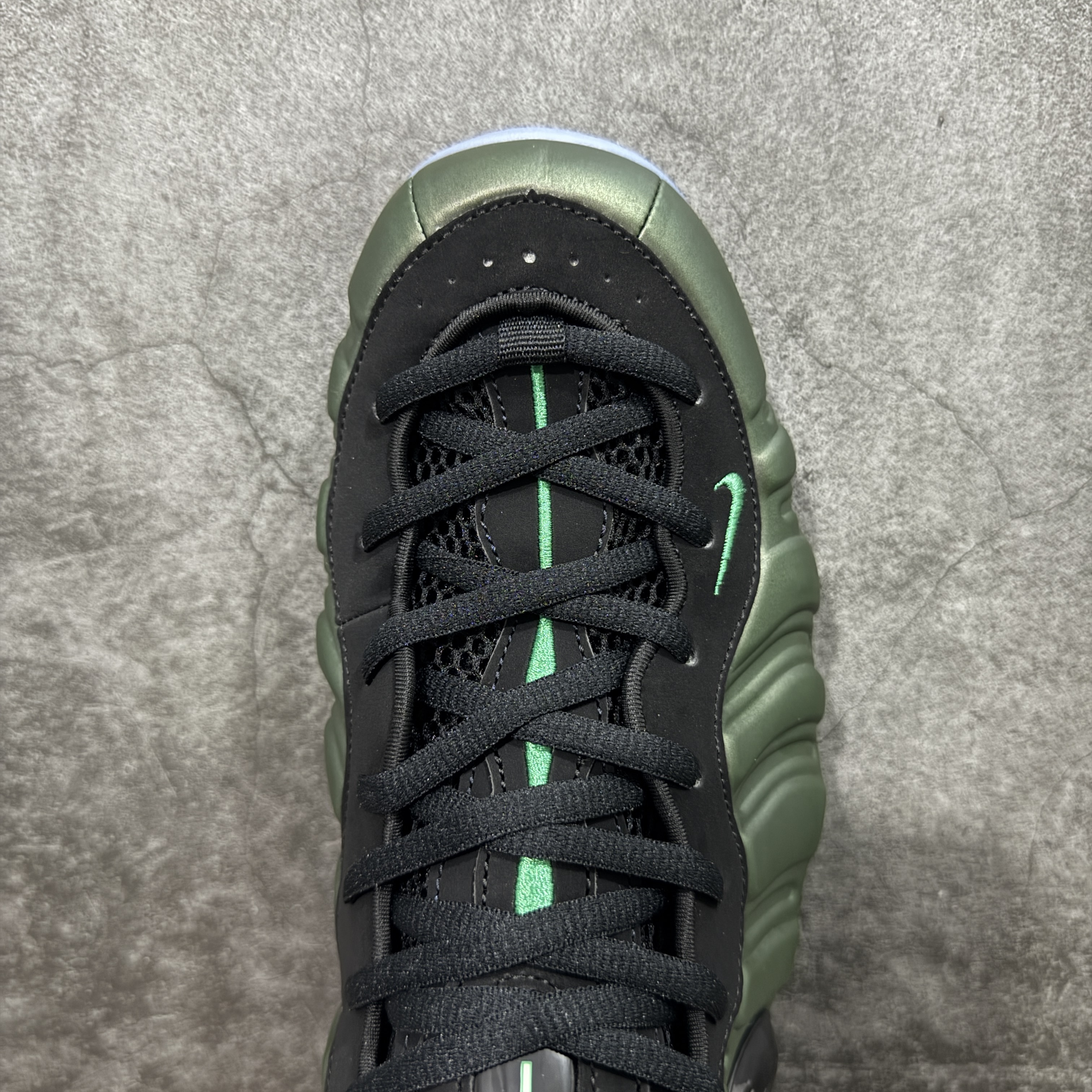 NIKE Air Foamposite  喷泡 篮球鞋 男鞋 真碳板 真气垫 波鞋  绿黑 2025 喷泡 HF0794-300