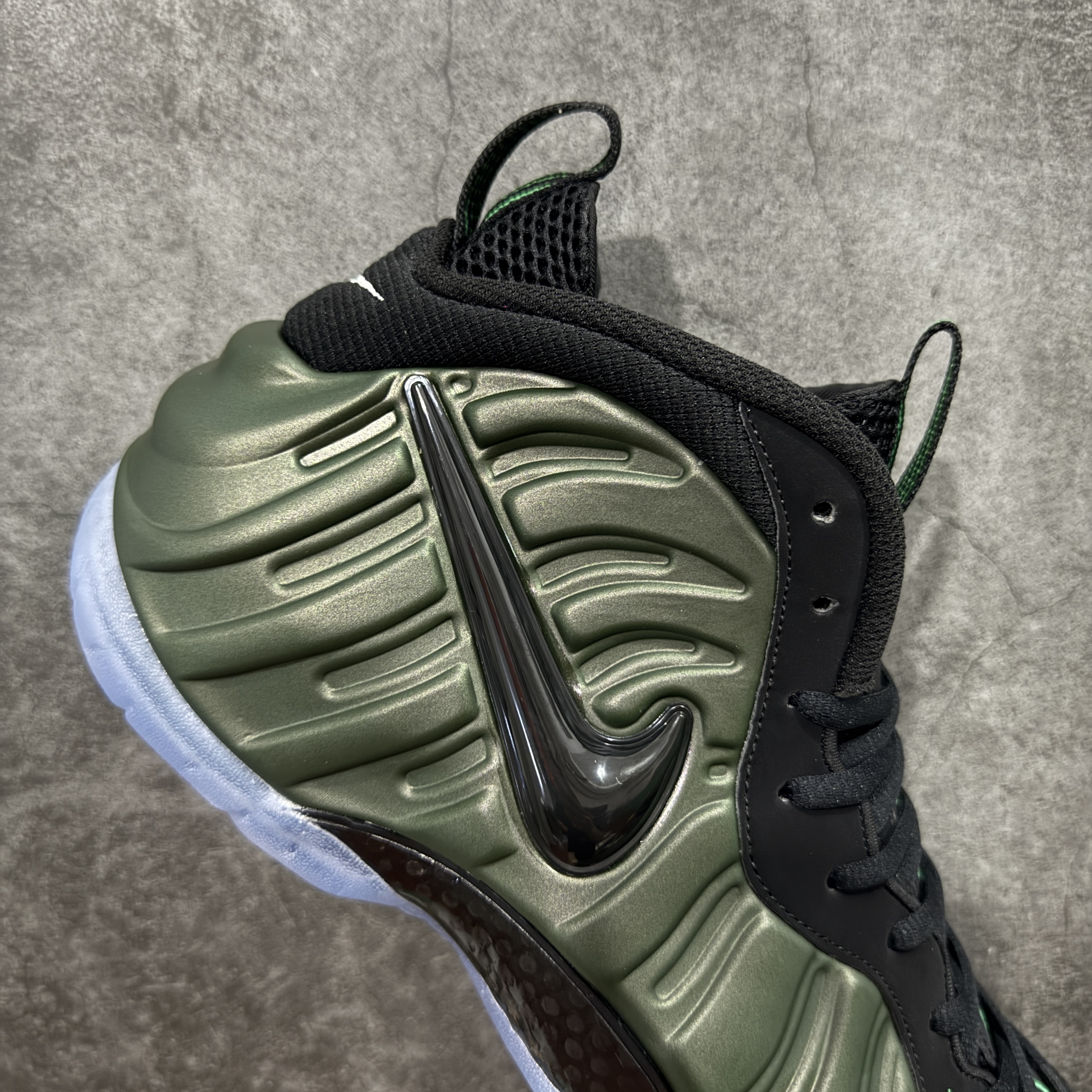 NIKE Air Foamposite  喷泡 篮球鞋 男鞋 真碳板 真气垫 波鞋  绿黑 2025 喷泡 HF0794-300