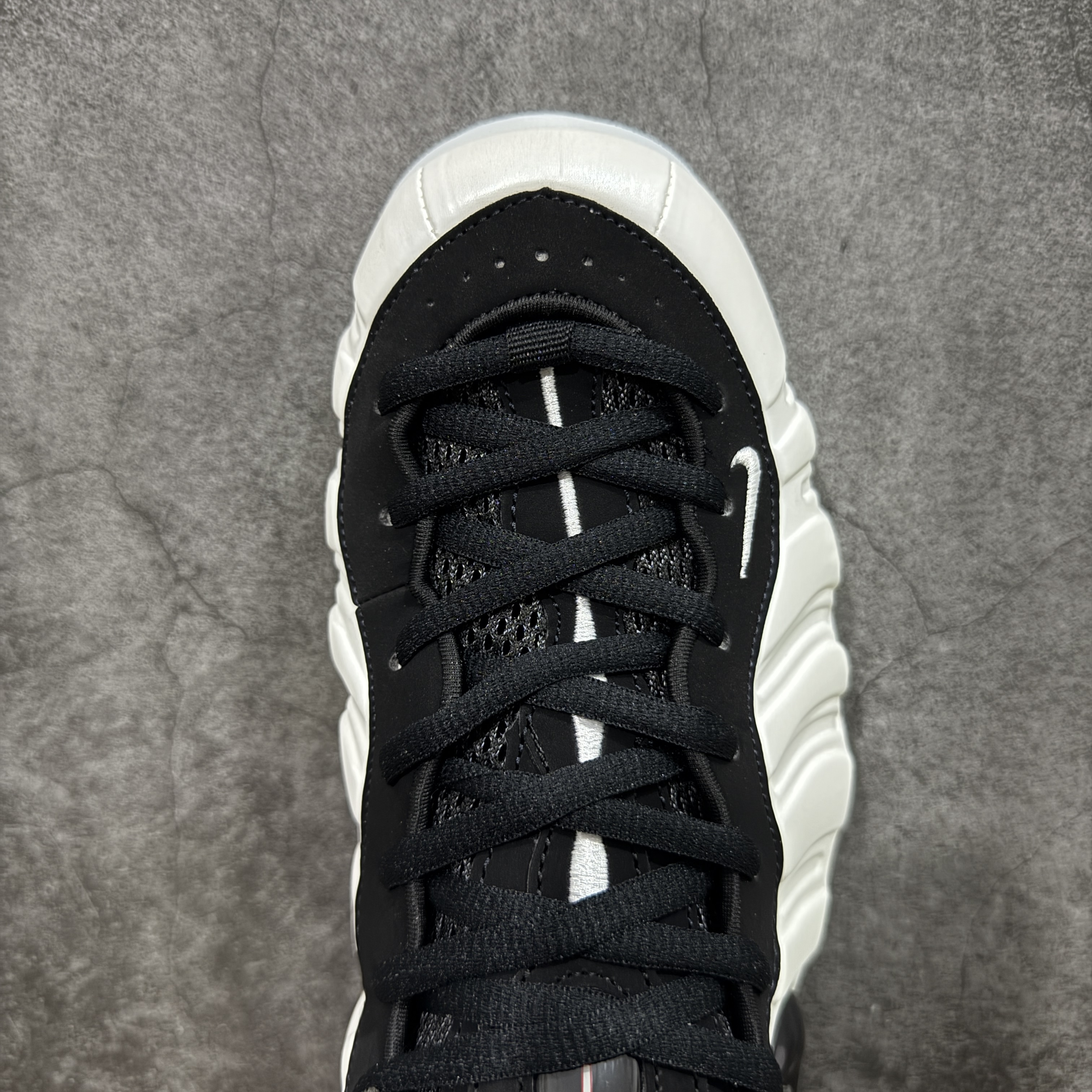 NIKE Air Foamposite  喷泡 篮球鞋 男鞋 真碳板 真气垫 波鞋  白黑奶泡 2025 喷泡 HF0794-200