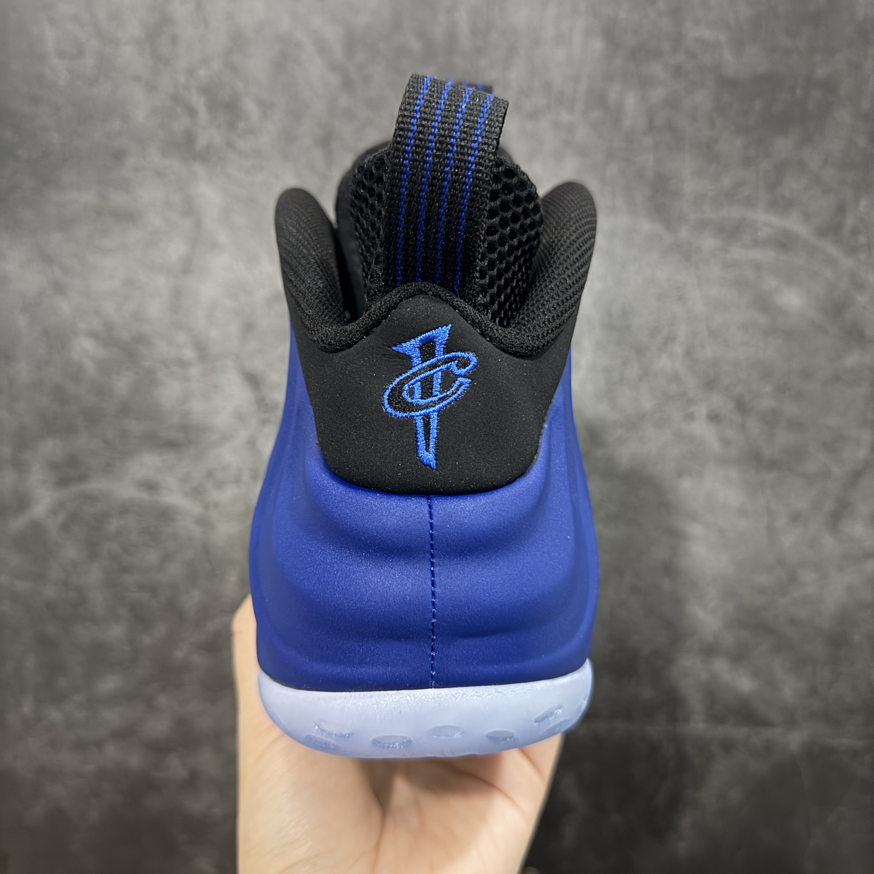 NIKE Air Foamposite  喷泡 篮球鞋 男鞋 真碳板 真气垫 波鞋 蓝黑喷 2025 喷泡 HJ5195-400