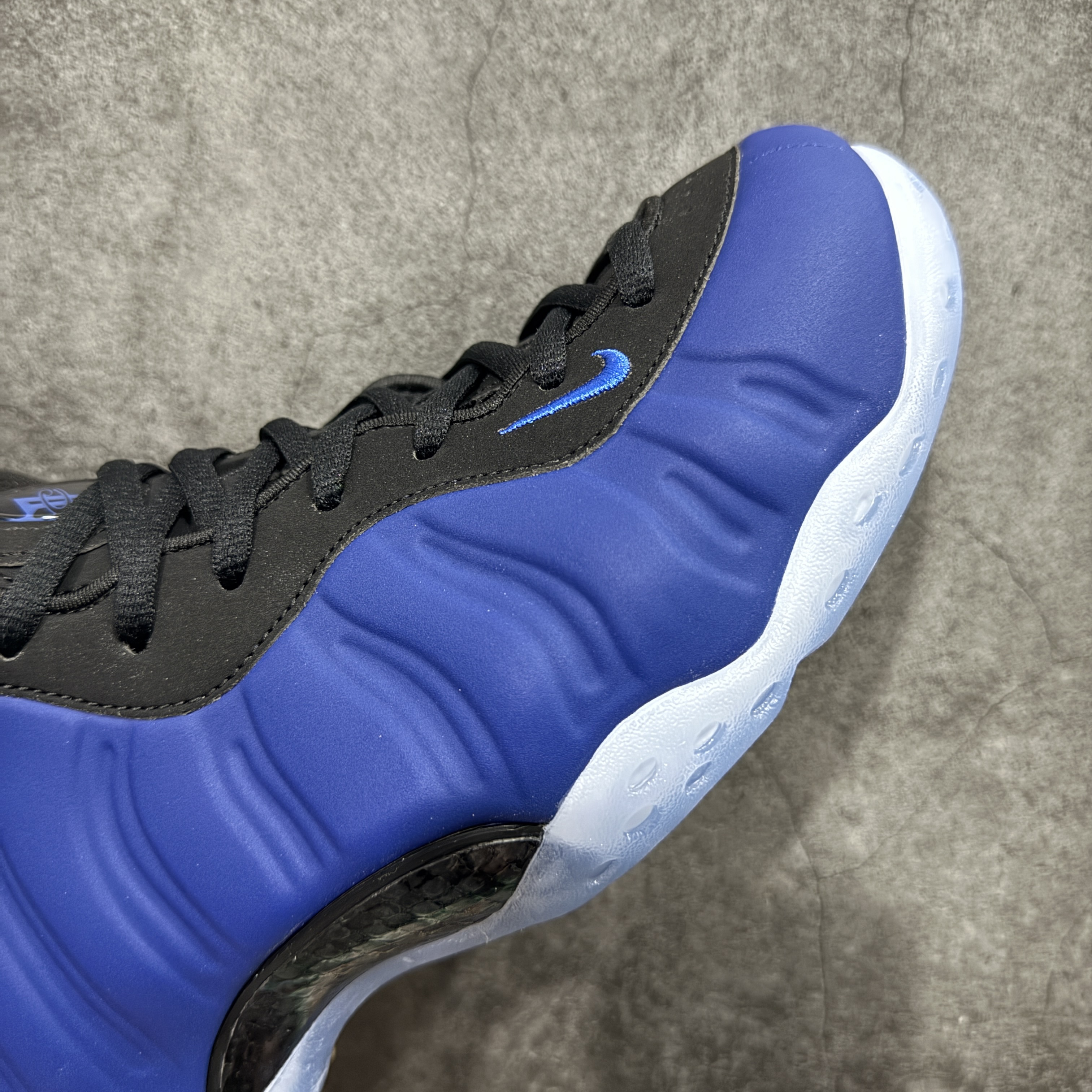 NIKE Air Foamposite  喷泡 篮球鞋 男鞋 真碳板 真气垫 波鞋 蓝黑喷 2025 喷泡 HJ5195-400