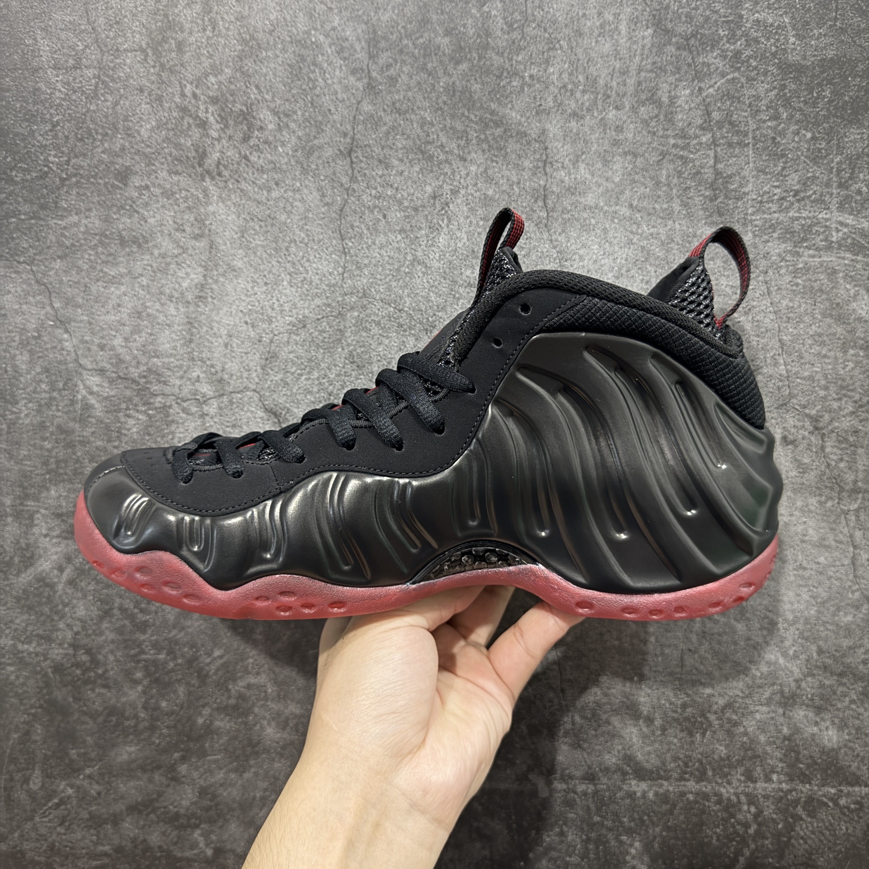 NIKE Air Foamposite  喷泡 篮球鞋 男鞋 真碳板 真气垫 波鞋 黑红喷 2025 喷泡 IB2219-001 