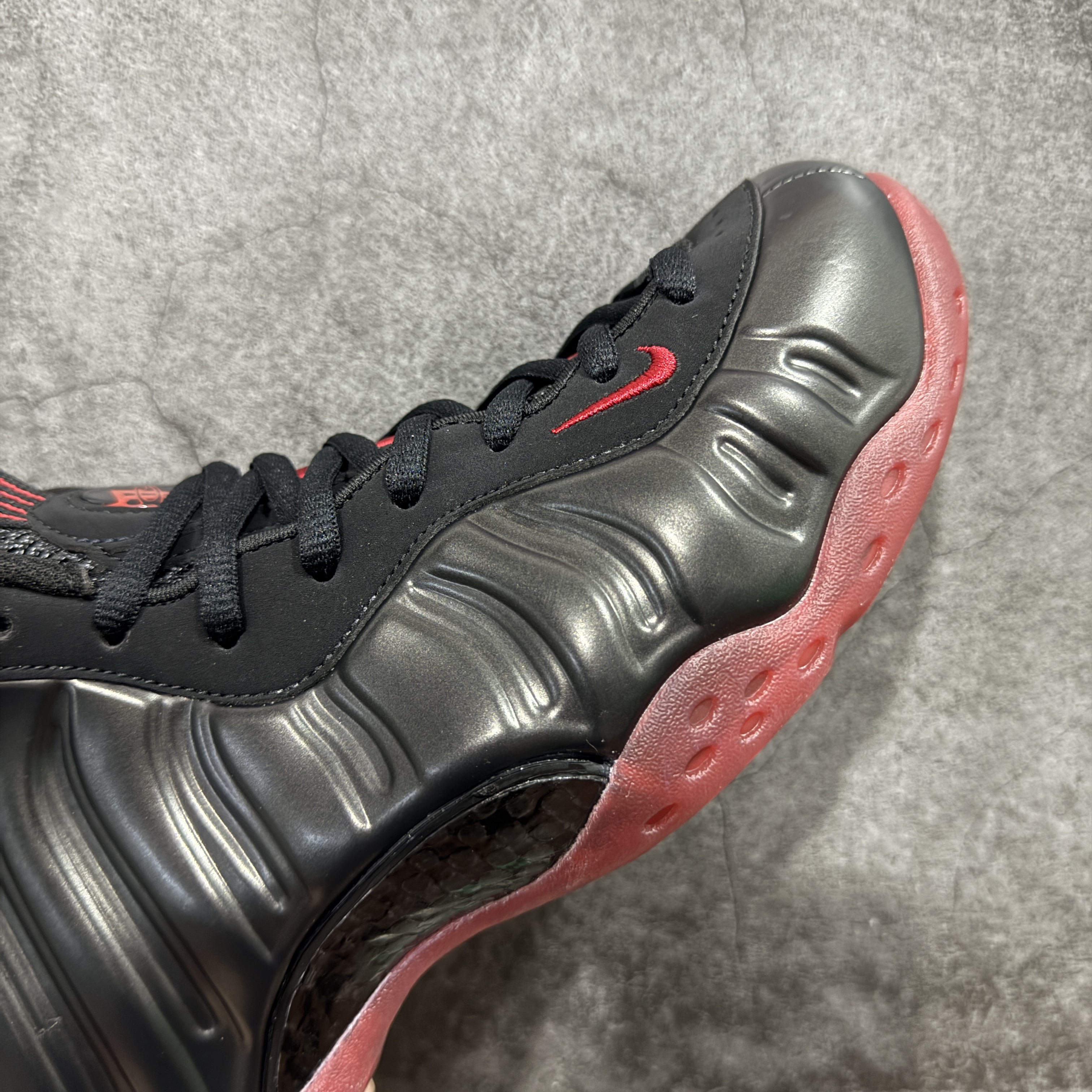 NIKE Air Foamposite  喷泡 篮球鞋 男鞋 真碳板 真气垫 波鞋 黑红喷 2025 喷泡 IB2219-001 