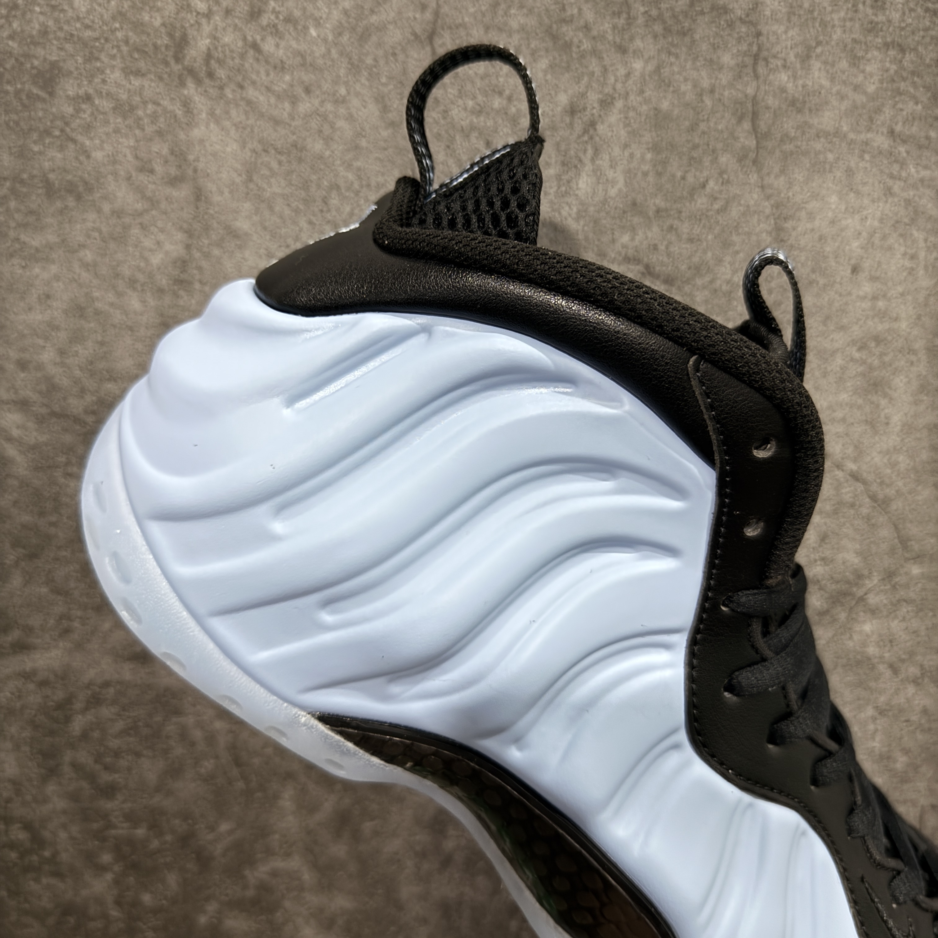 NIKE Air Foamposite  喷泡 篮球鞋 男鞋 真碳板 真气垫 波鞋 冰蓝喷 HJ6014-400