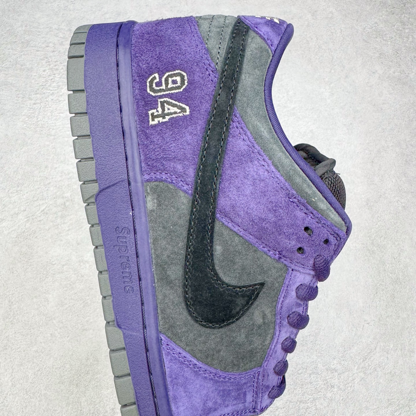 Supreme  Dunk SB DUNK LOW PRO 94 低筒 复古板鞋 休闲鞋 男鞋 女鞋 波鞋 紫色 HQ8487-500