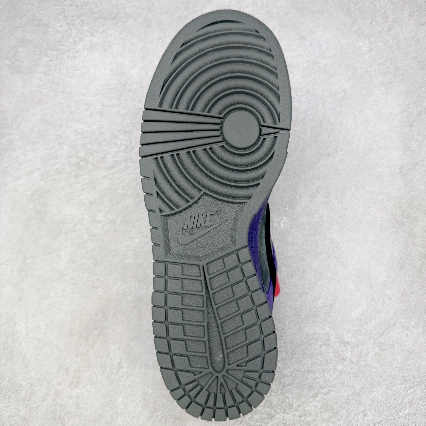 Supreme  Dunk SB DUNK LOW PRO 94 低筒 复古板鞋 休闲鞋 男鞋 女鞋 波鞋 紫色 HQ8487-500