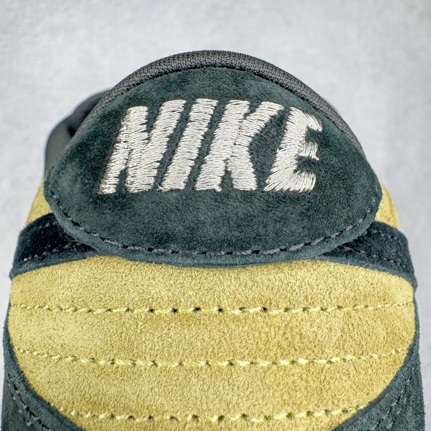 Supreme Dunk SB DUNK LOW PRO 94 低筒 复古板鞋 休闲鞋 男鞋 女鞋 波鞋 黄黑 HQ8487-300