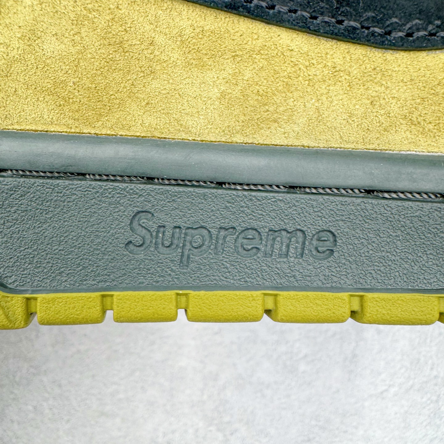 Supreme Dunk SB DUNK LOW PRO 94 低筒 复古板鞋 休闲鞋 男鞋 女鞋 波鞋 黄黑 HQ8487-300