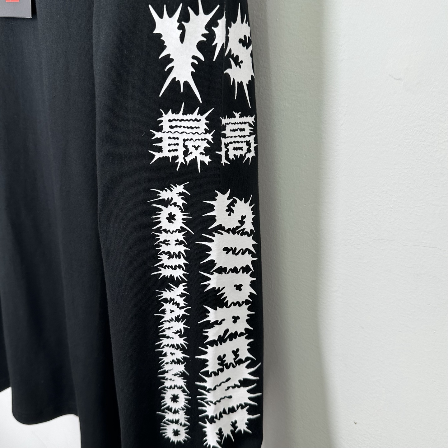 Supreme 海绵宝宝 联名款 SS25 WEEK11 Racing L/S Tee 图案舒适套头长袖美式潮流毛衣  男女同款 SUP-SS25-250