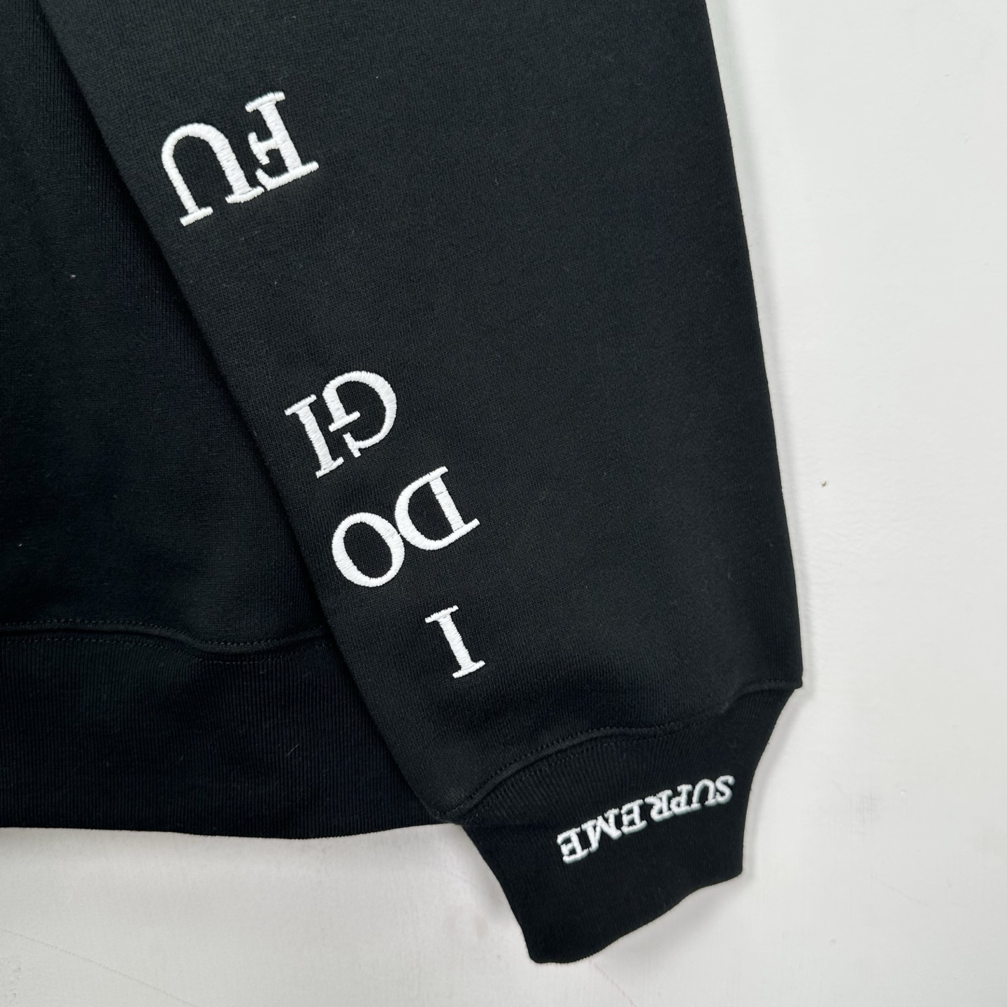 Supreme FW25IDGAF Zip Up Hooded Sweatshirt 袖囗刺绣logo拉链  卫衣 连帽  男女同款 SUP-FW25-104