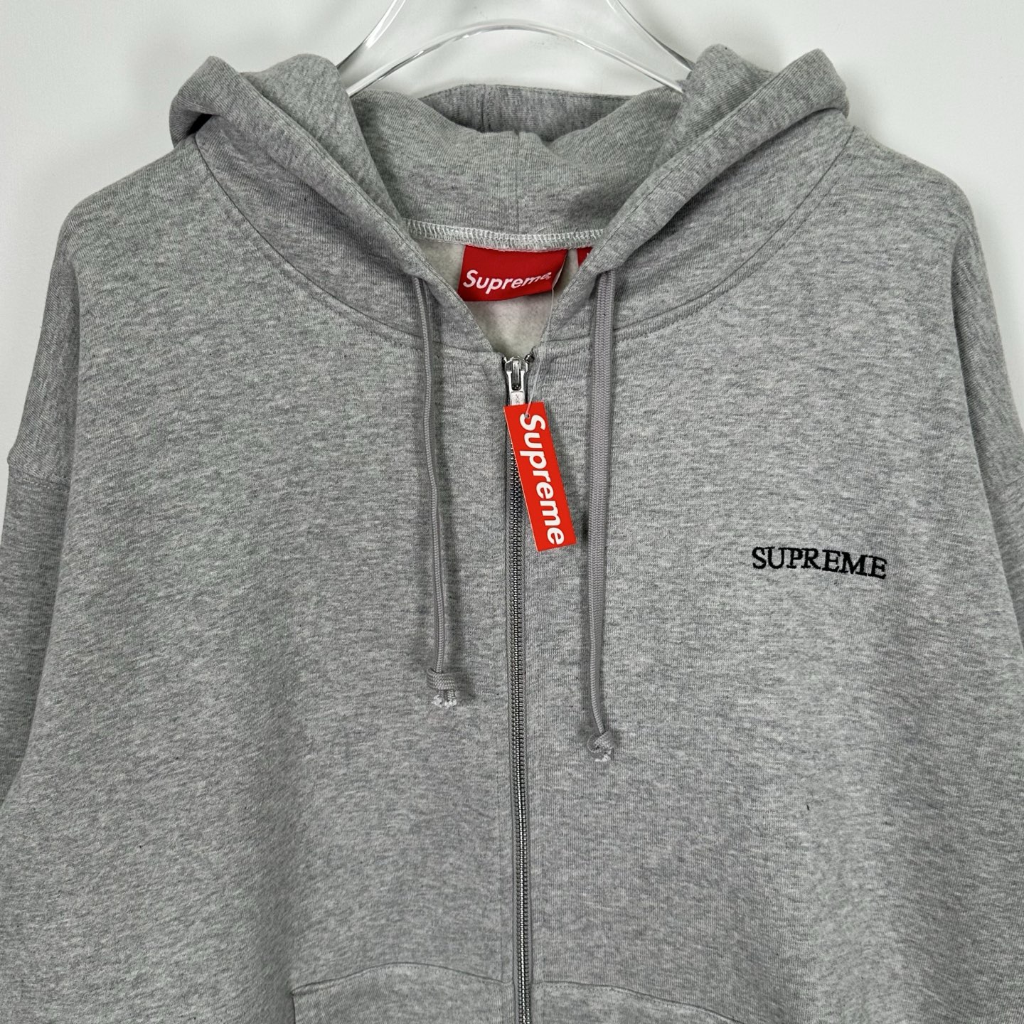 Supreme FW25IDGAF Zip Up Hooded Sweatshirt 袖囗刺绣logo拉链  卫衣 连帽  男女同款 SUP-FW25-104