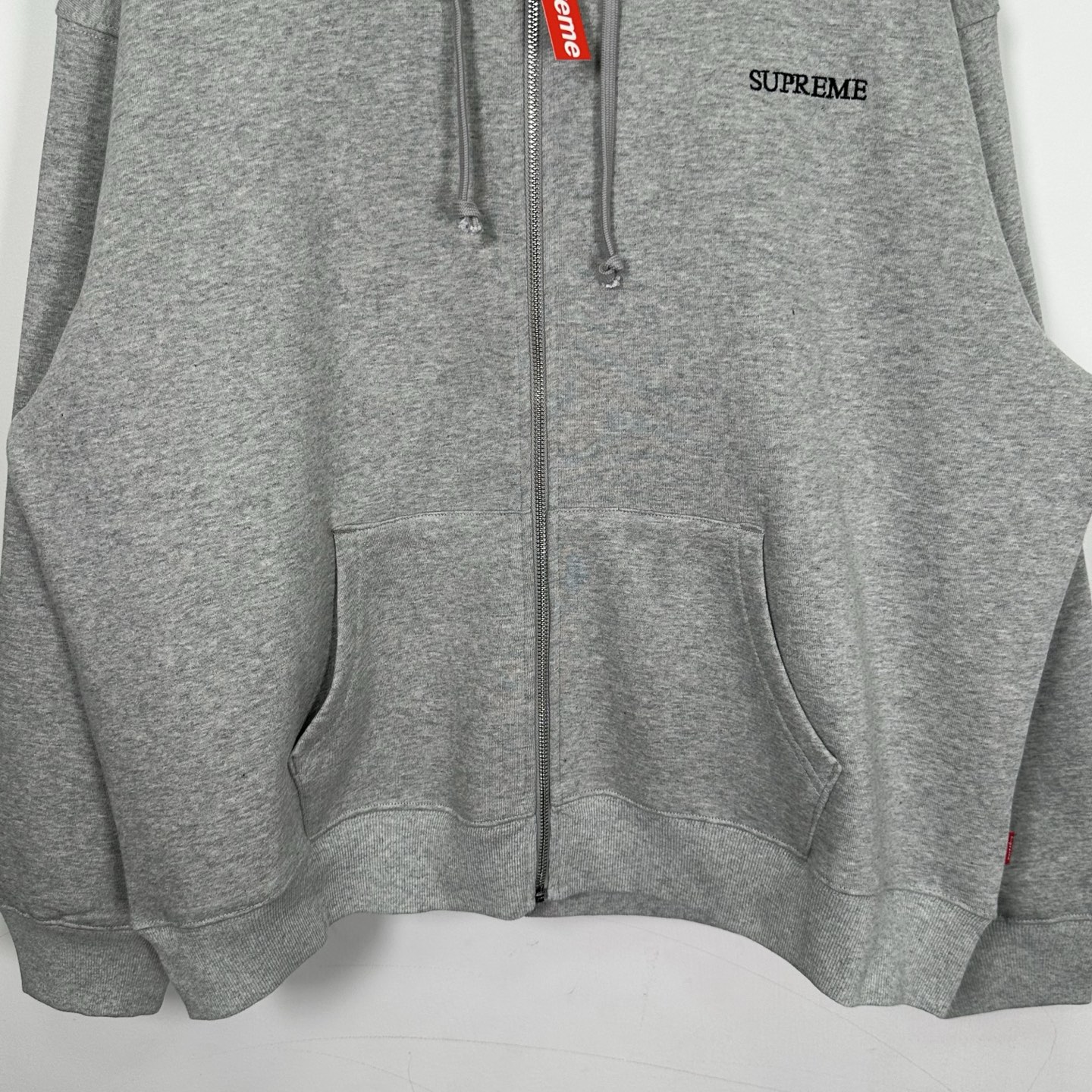 Supreme FW25IDGAF Zip Up Hooded Sweatshirt 袖囗刺绣logo拉链  卫衣 连帽  男女同款 SUP-FW25-104