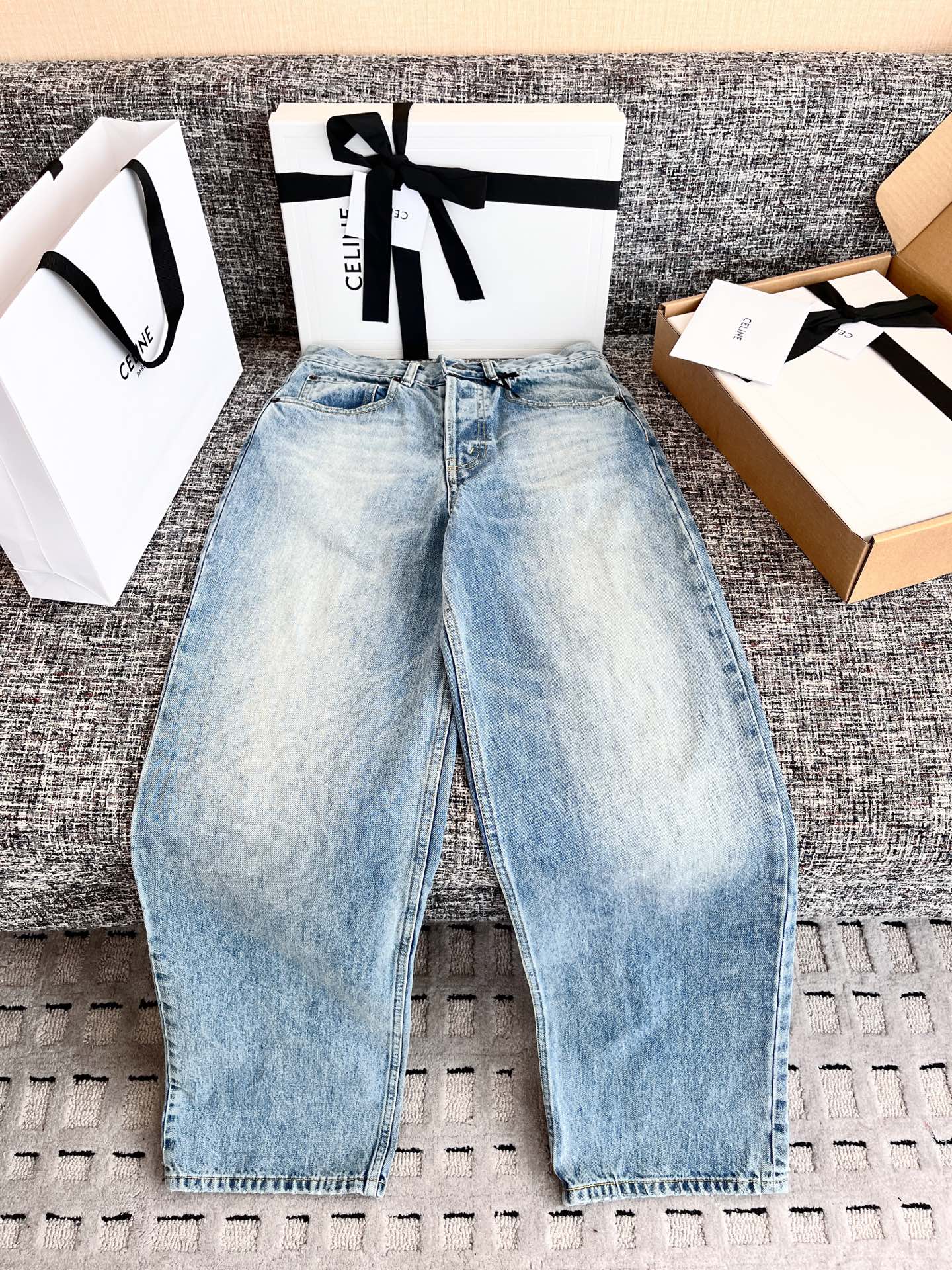 CELINE 赛琳  水洗牛仔裤  休闲裤 运动裤 裤子 B0蓝色 RPOC2930F.07DU 25