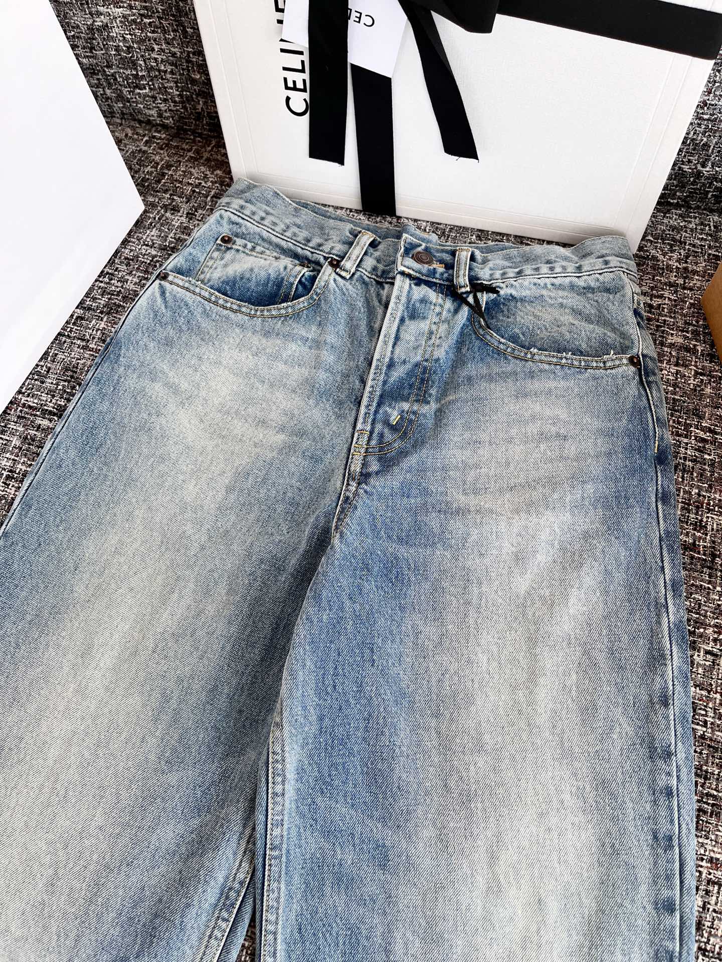 CELINE 赛琳  水洗牛仔裤  休闲裤 运动裤 裤子 B0蓝色 RPOC2930F.07DU 25