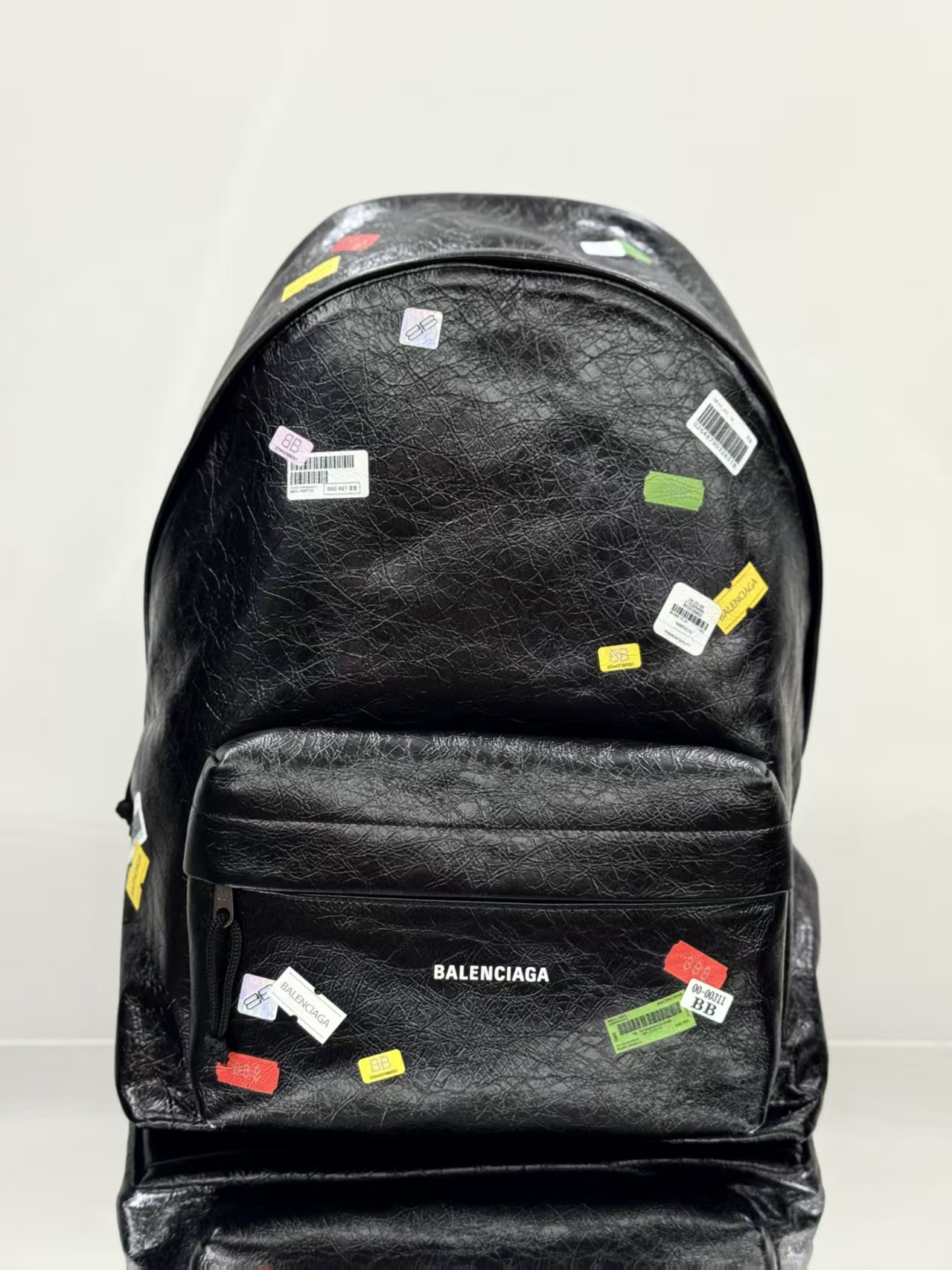 Balenciag 巴黎世家 Explorer 品牌徽标印花 小羊皮  双肩包  男女同款  黑色  5032212AB531084