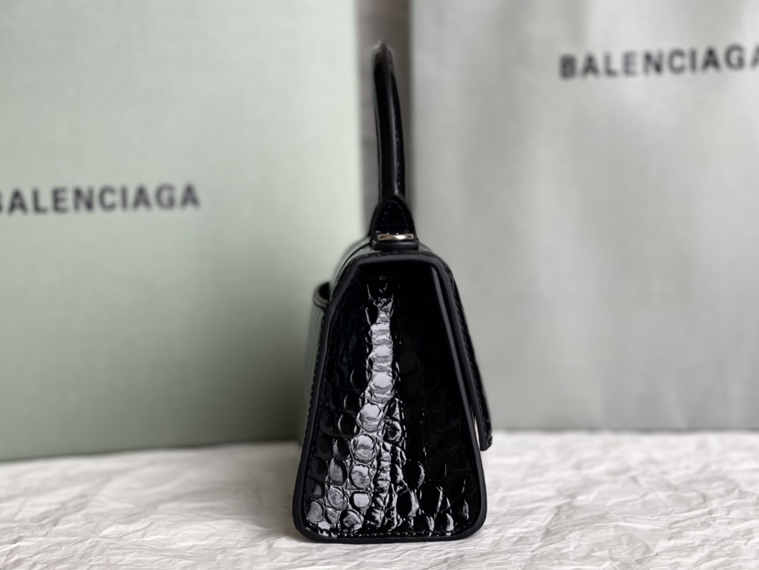20CM Balenciag 巴黎世家 沙漏 标志性浮雕品牌 小牛皮 单肩 斜挎 手提包 女 黑色鳄鱼纹 5928331LR6Y1000