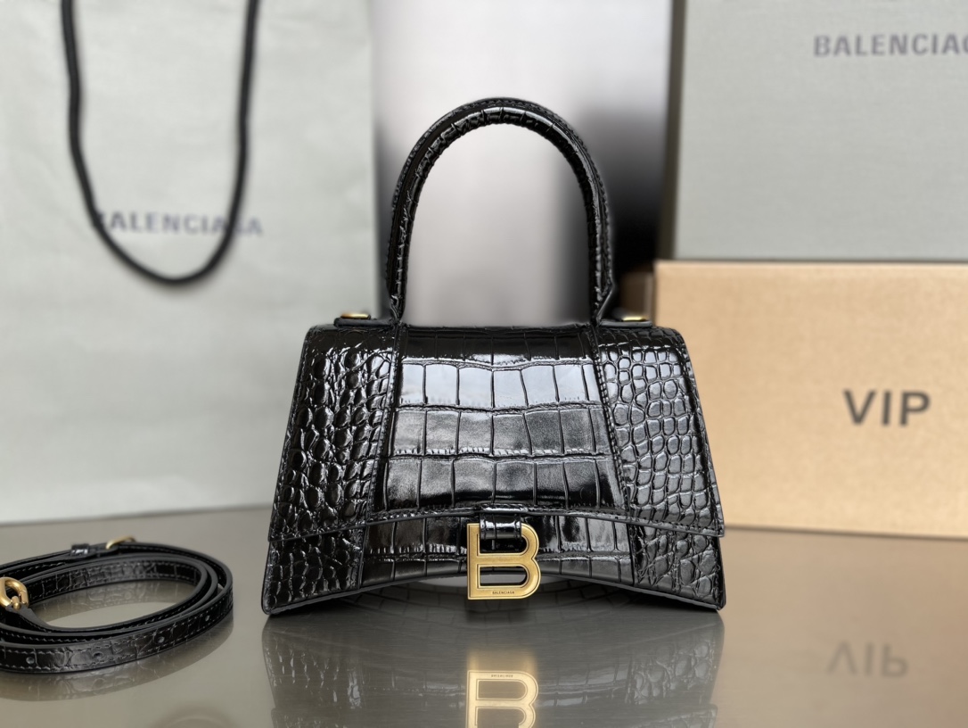 23CM Balenciag 巴黎世家 𝗛𝗼𝘂𝗿𝗴𝗹𝗮𝘀𝘀 沙漏 标志性浮雕品牌 可调节 牛皮 单肩 斜挎 手提包 女款 黑色鳄鱼纹 5935461LRGM1000