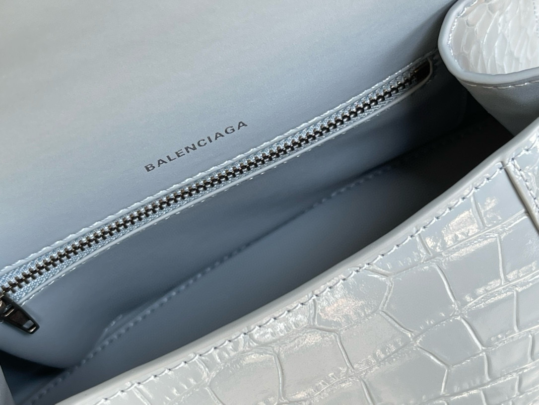 23CM Balenciag 巴黎世家 𝗛𝗼𝘂𝗿𝗴𝗹𝗮𝘀𝘀 沙漏 标志性浮雕品牌 可调节 牛皮 单肩 斜挎 手提包 女款 灰蓝色鳄鱼纹 5935461LR6Y4712