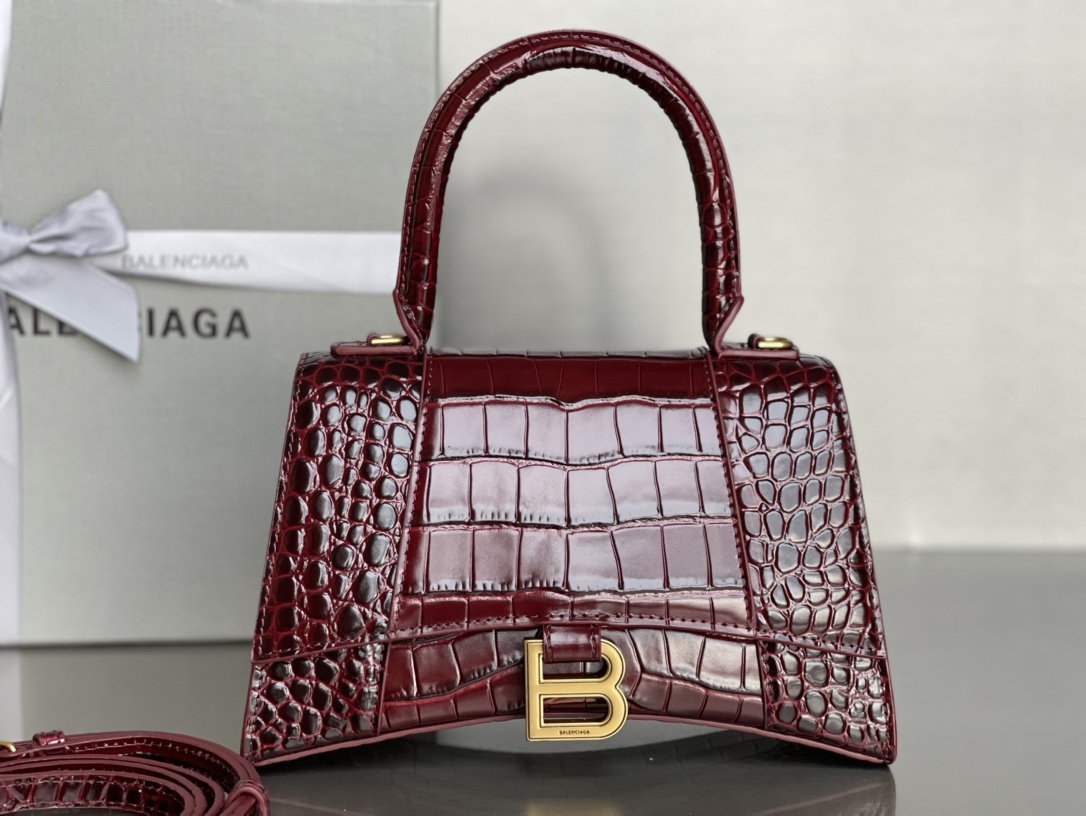 23CM Balenciag 巴黎世家 𝗛𝗼𝘂𝗿𝗴𝗹𝗮𝘀𝘀 沙漏 标志性浮雕品牌 可调节 牛皮 单肩 斜挎 手提包 女款 酒红鳄鱼纹 5935461LRGM6211