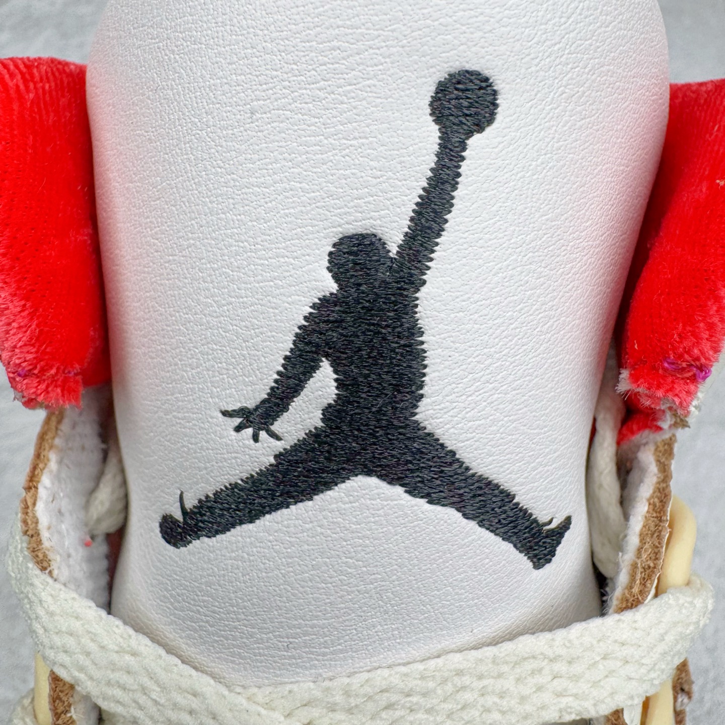 Air Jordan 3 Rare Air AJ3 中筒 舒适 防滑耐磨  复古篮球鞋 休闲鞋 篮球鞋 板鞋 女鞋 男鞋  波鞋 韩国限定 米白蓝红 IB1482-100 