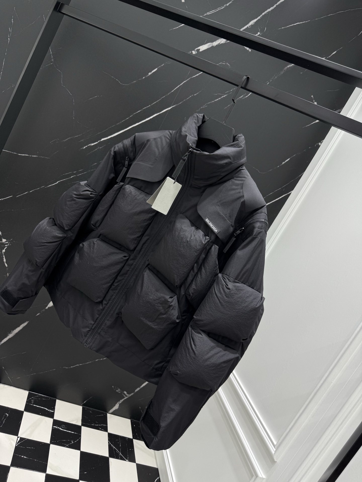 Balenciaga 巴黎世家 羽绒服  夹克 外套 长袖 秋冬 黑色  