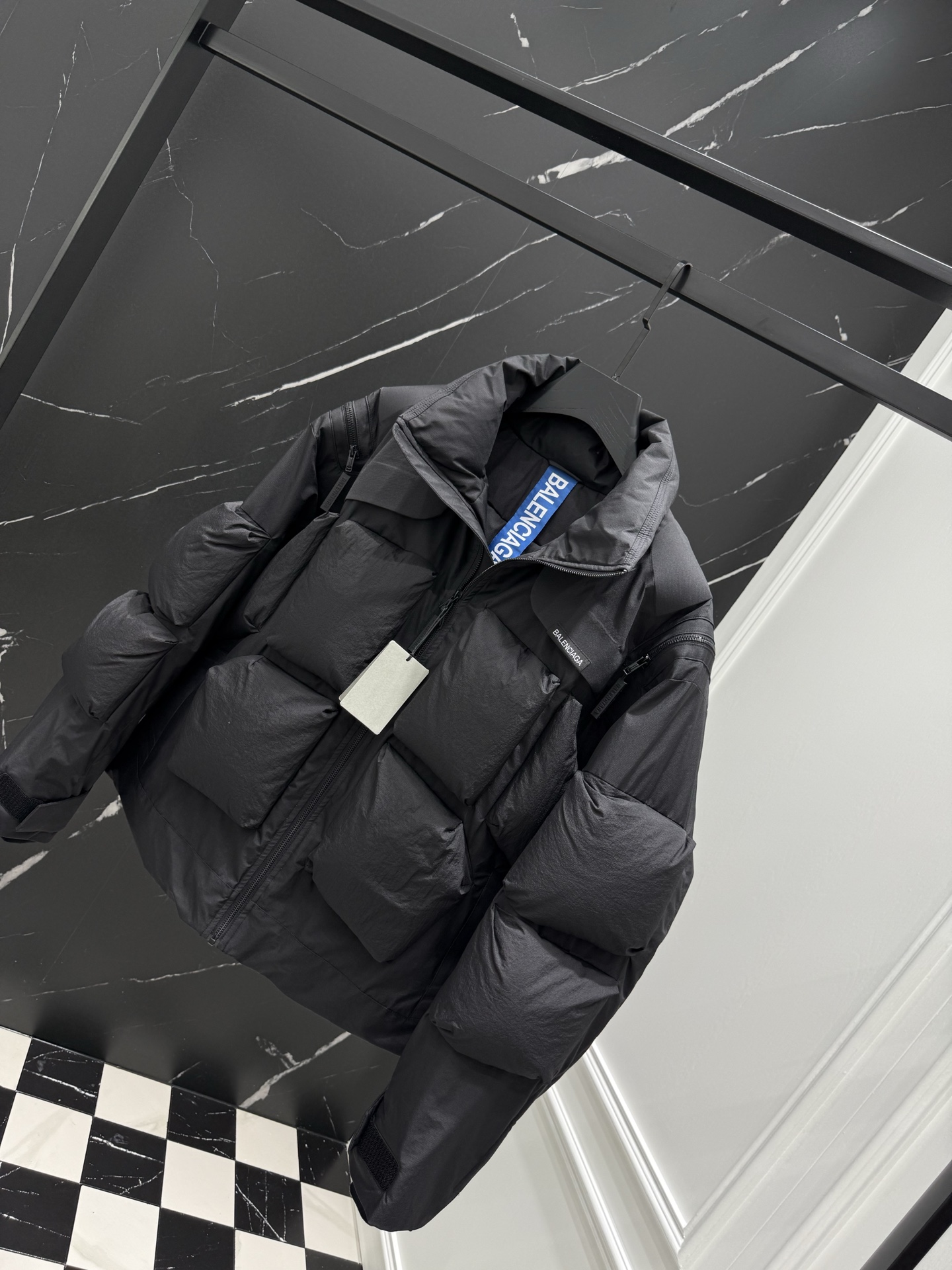 Balenciaga 巴黎世家 羽绒服  夹克 外套 长袖 秋冬 黑色  