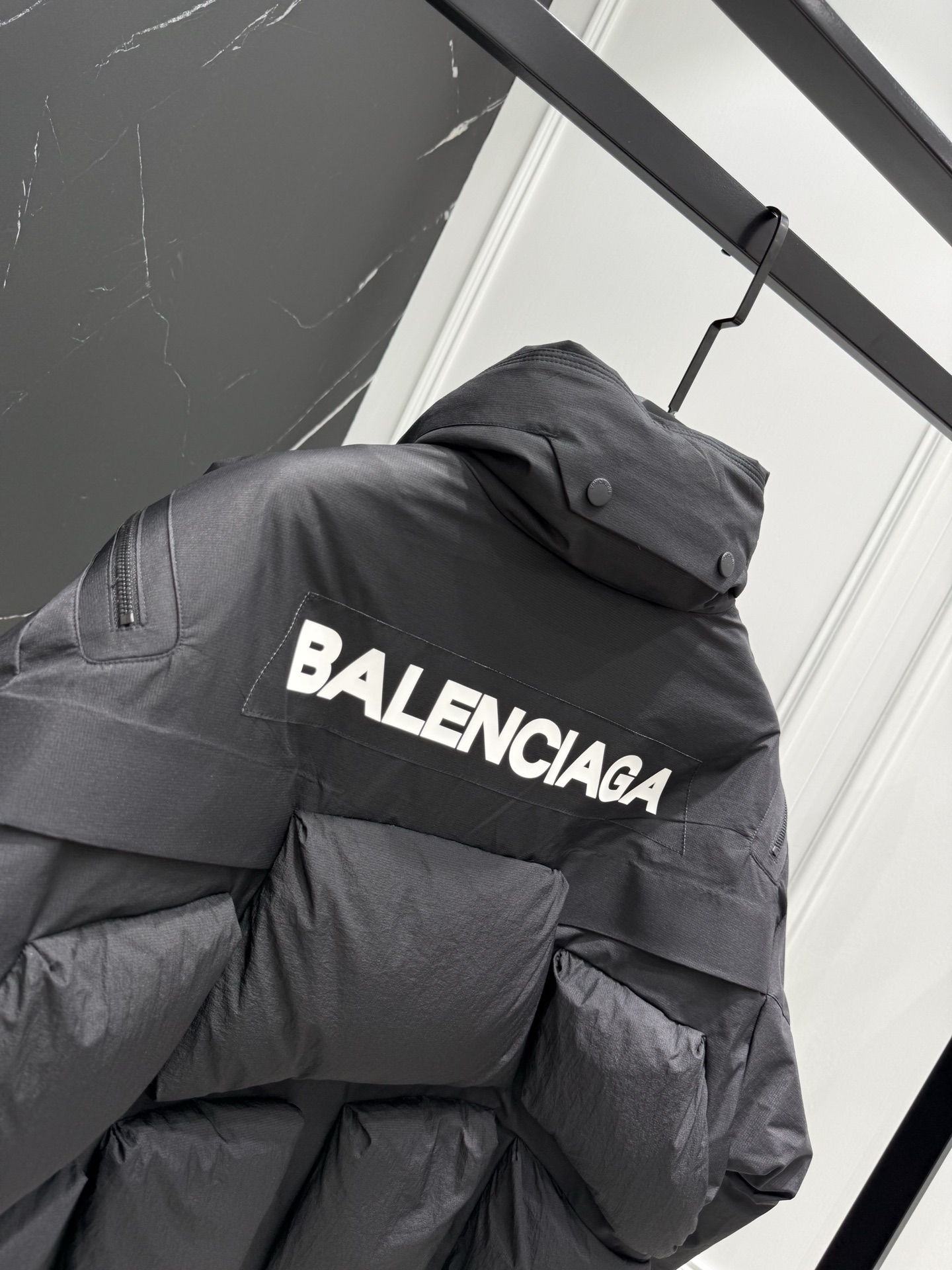 Balenciaga 巴黎世家 羽绒服  夹克 外套 长袖 秋冬 黑色  