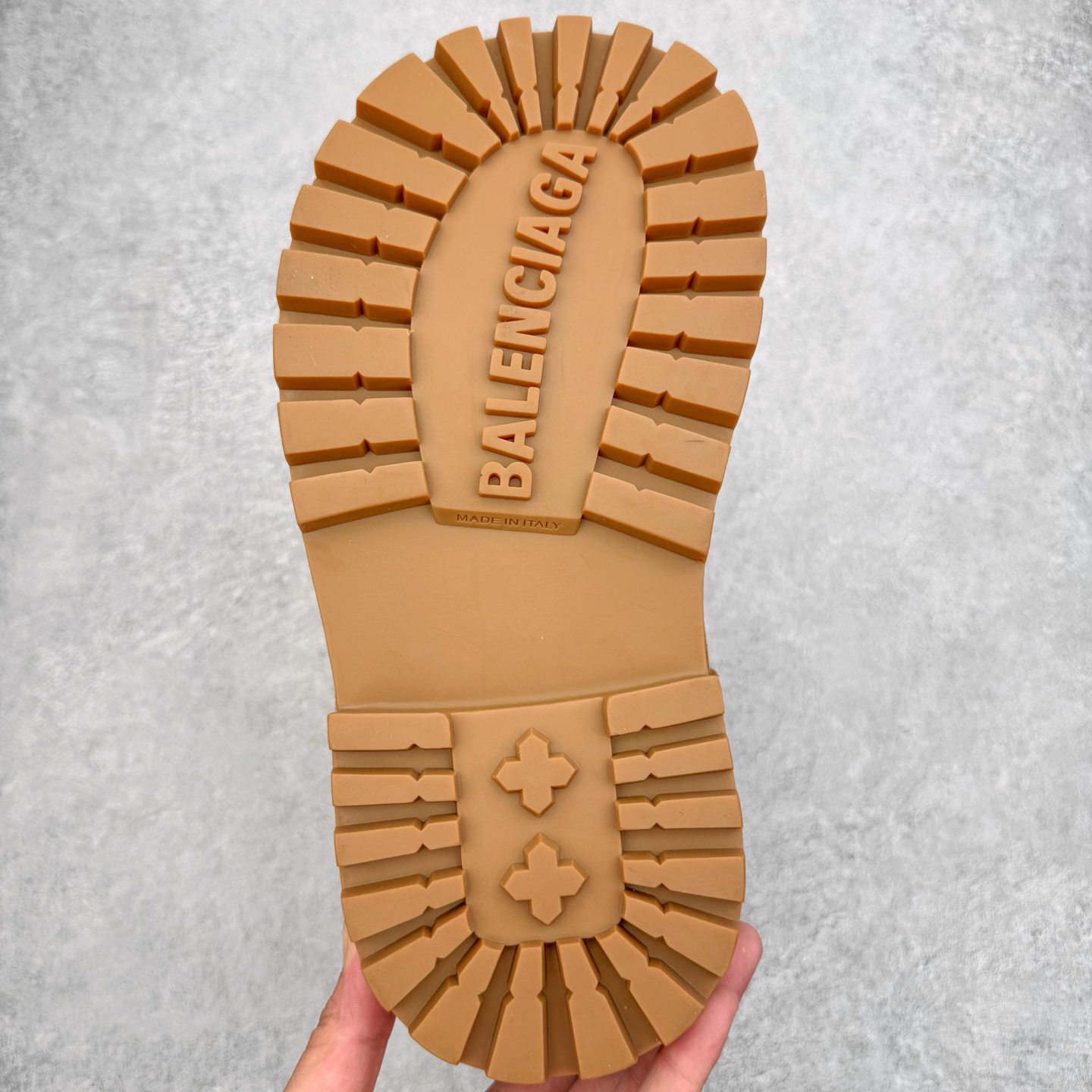 Balenciaga  Alaska Fur 巴黎世家 雪地靴 加绒 中筒 老爹鞋 运动 复古板鞋 休闲鞋 男鞋 棕色 802174WBFC12200