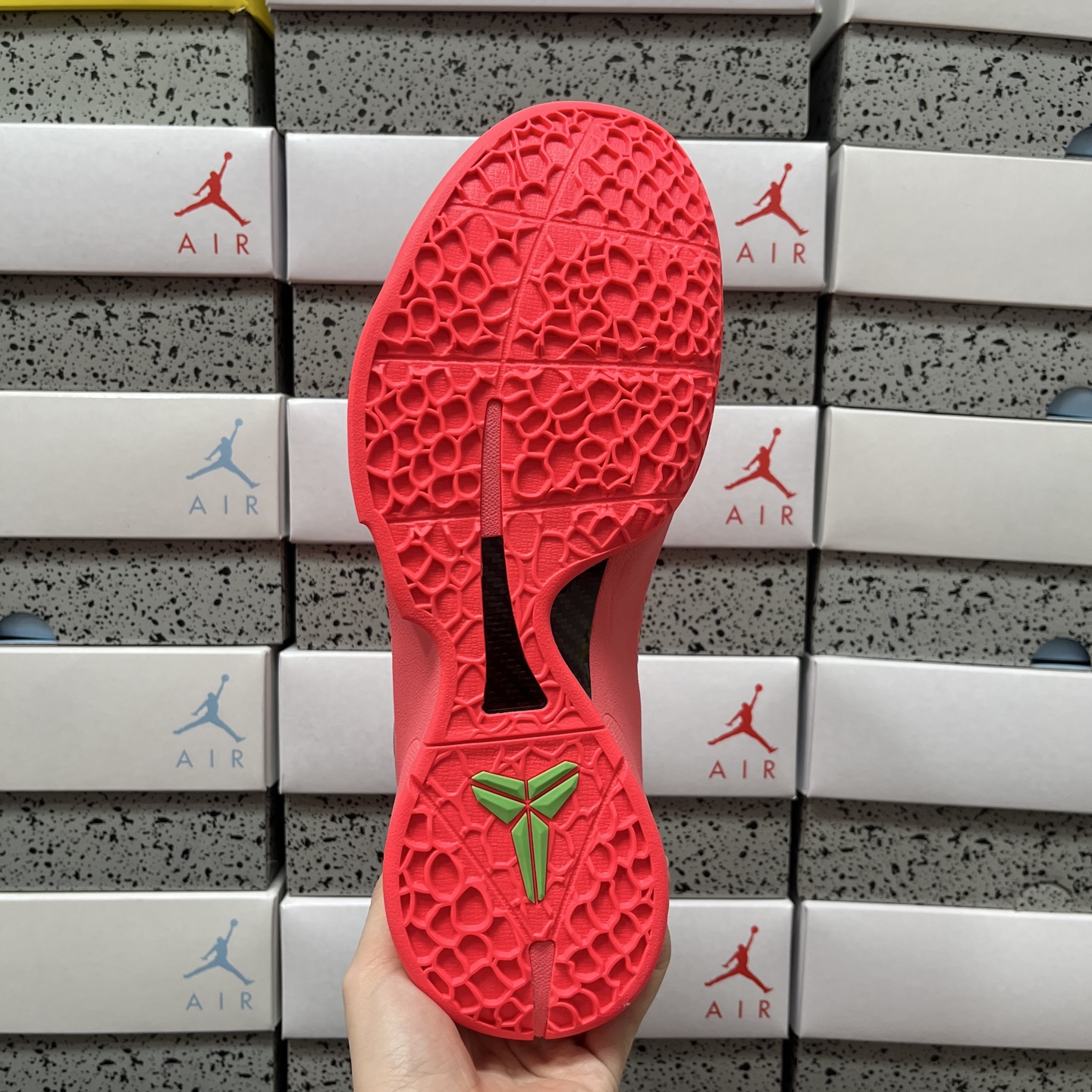 GX Kobe6 前掌Zoom Turbo 气垫 后掌EVA缓震 低筒 球鞋 籃球鞋 實戰鞋  真碳板 男鞋  波鞋  WNBA全明星PE  CW2190-300