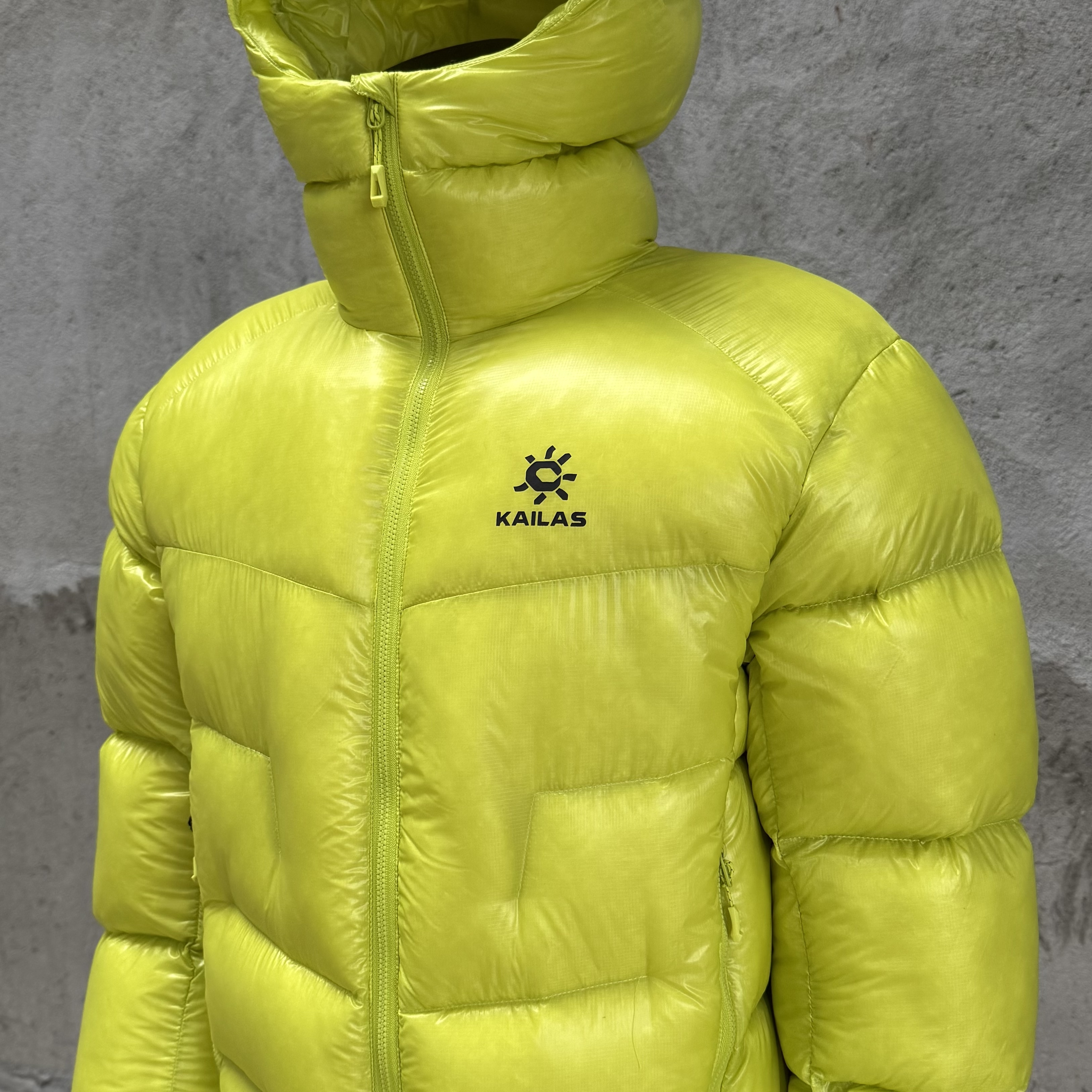 凯乐石KAILAS 5000GT 防风保暖拒水轻量易收纳高海拔徒步登山运动户外 连帽羽绒服 男女同款 荧光绿