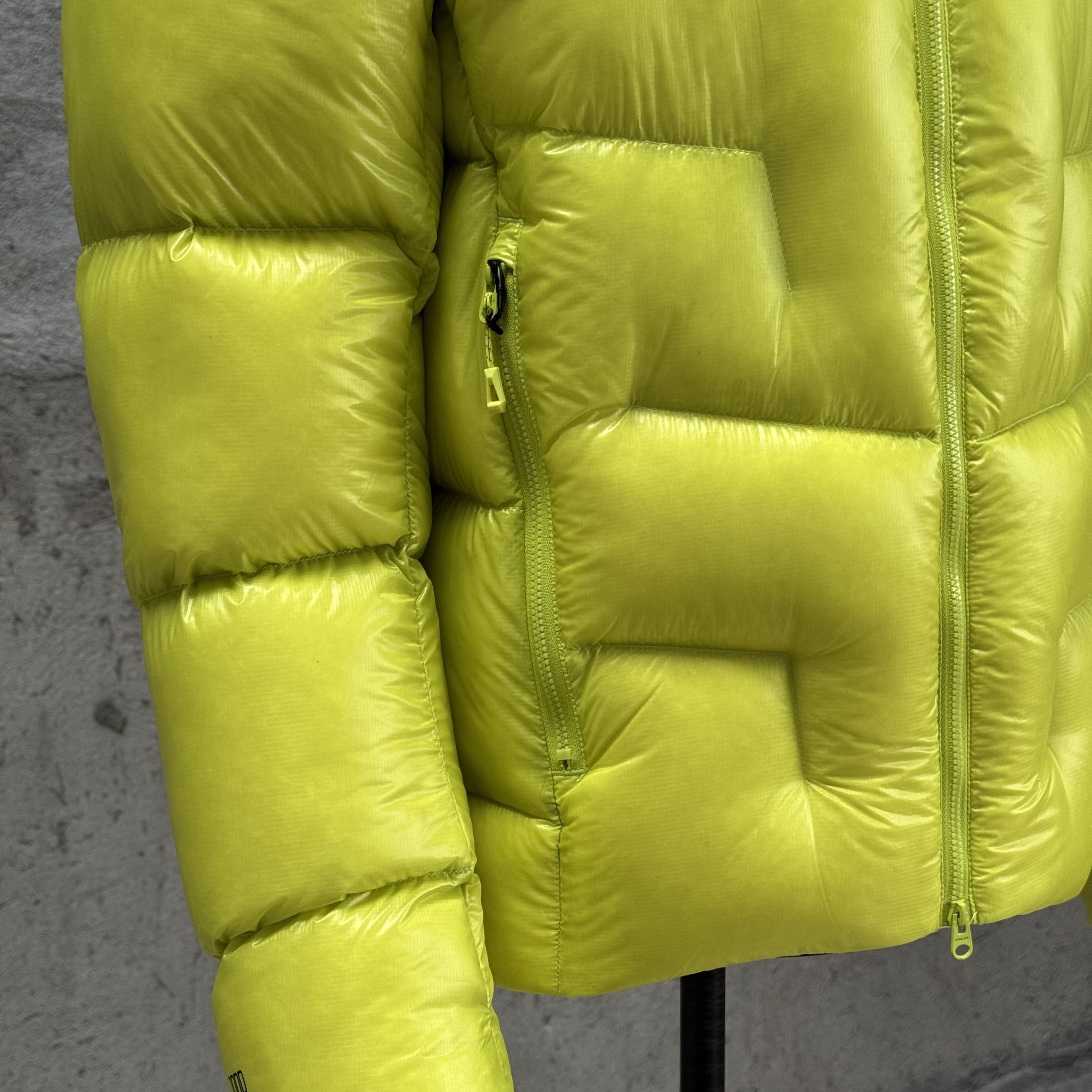 凯乐石KAILAS 5000GT 防风保暖拒水轻量易收纳高海拔徒步登山运动户外 连帽羽绒服 男女同款 荧光绿