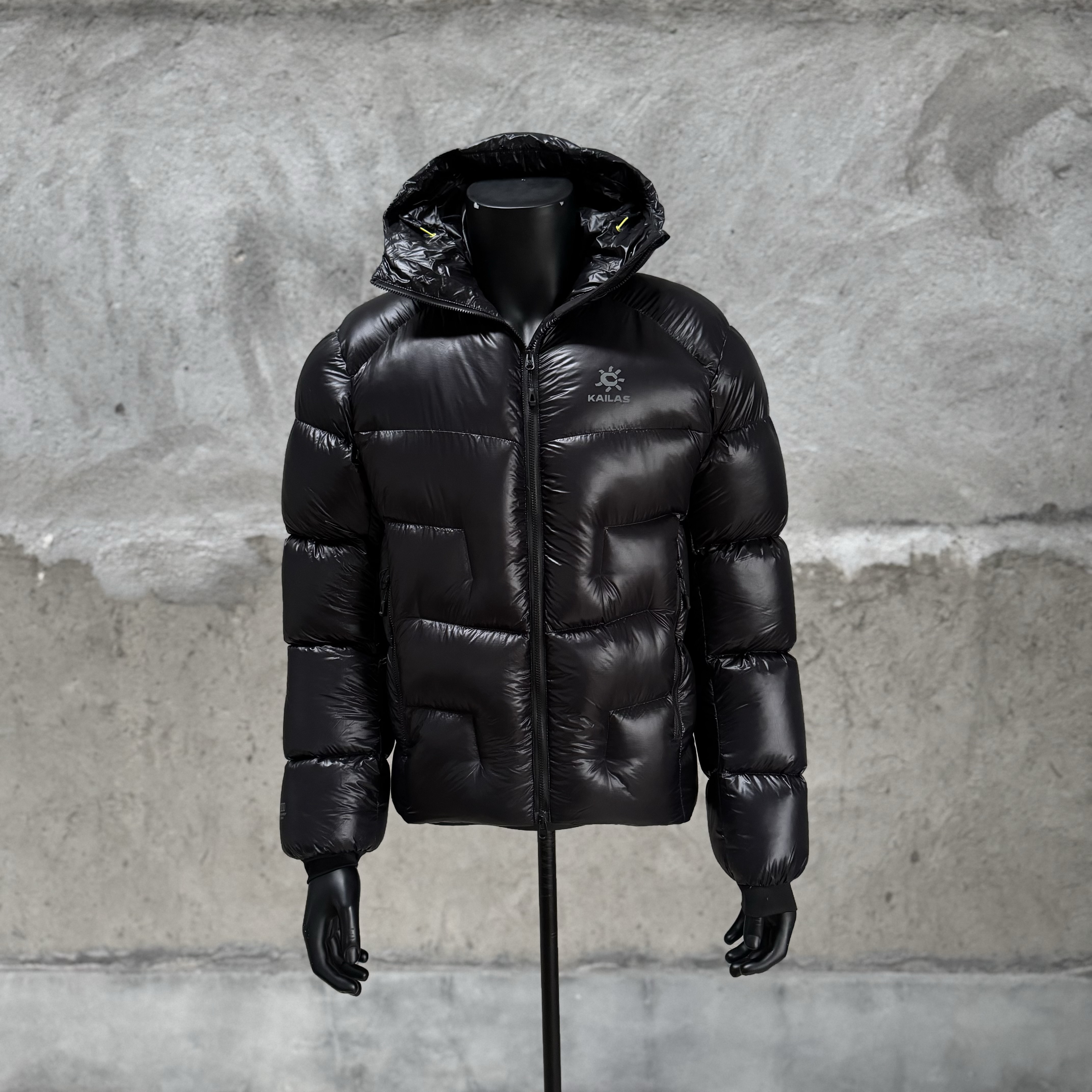 凯乐石KAILAS 5000GT 防风保暖拒水轻量易收纳高海拔徒步登山运动户外 连帽羽绒服 男女同款 黑色 KG2443114