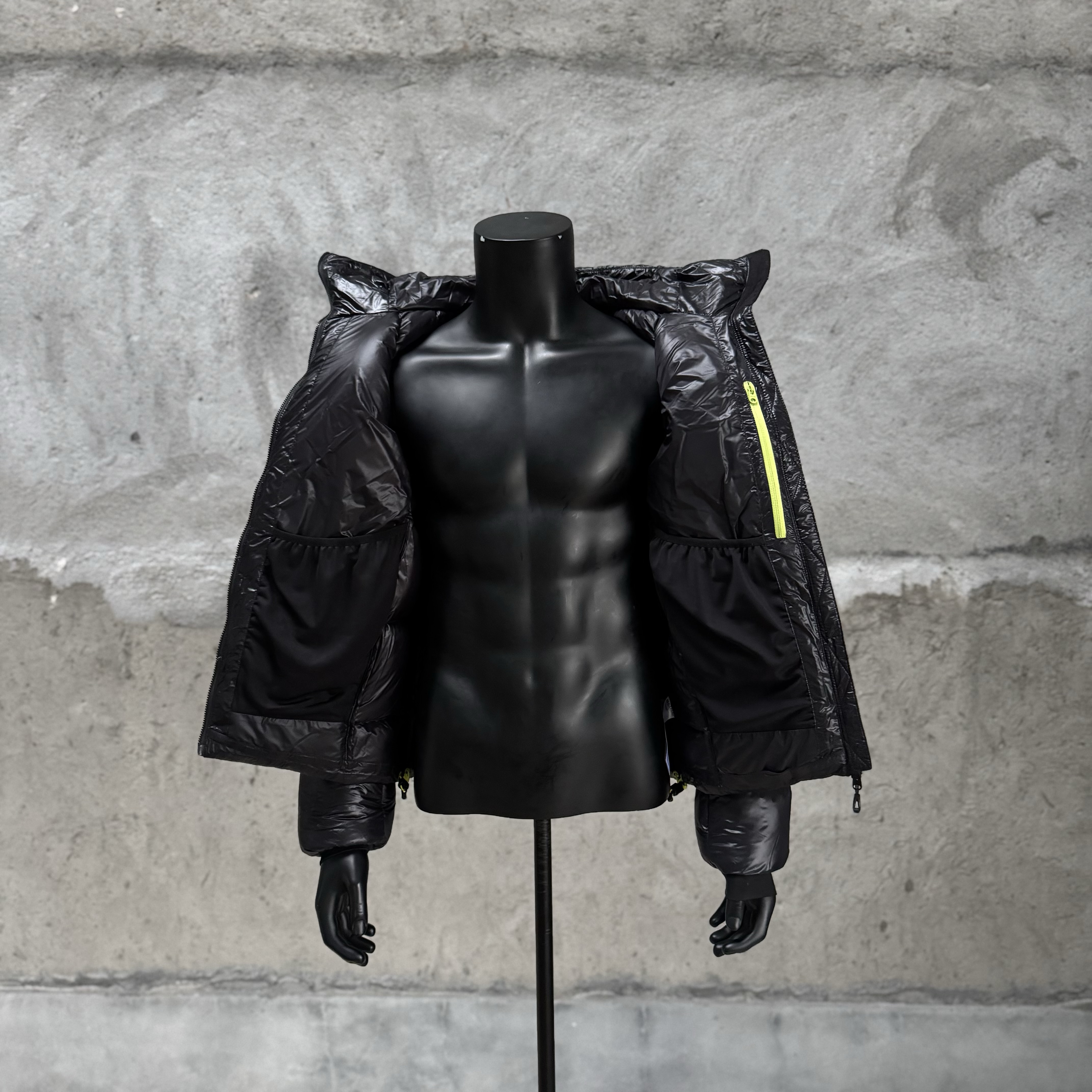 凯乐石KAILAS 5000GT 防风保暖拒水轻量易收纳高海拔徒步登山运动户外 连帽羽绒服 男女同款 黑色 KG2443114