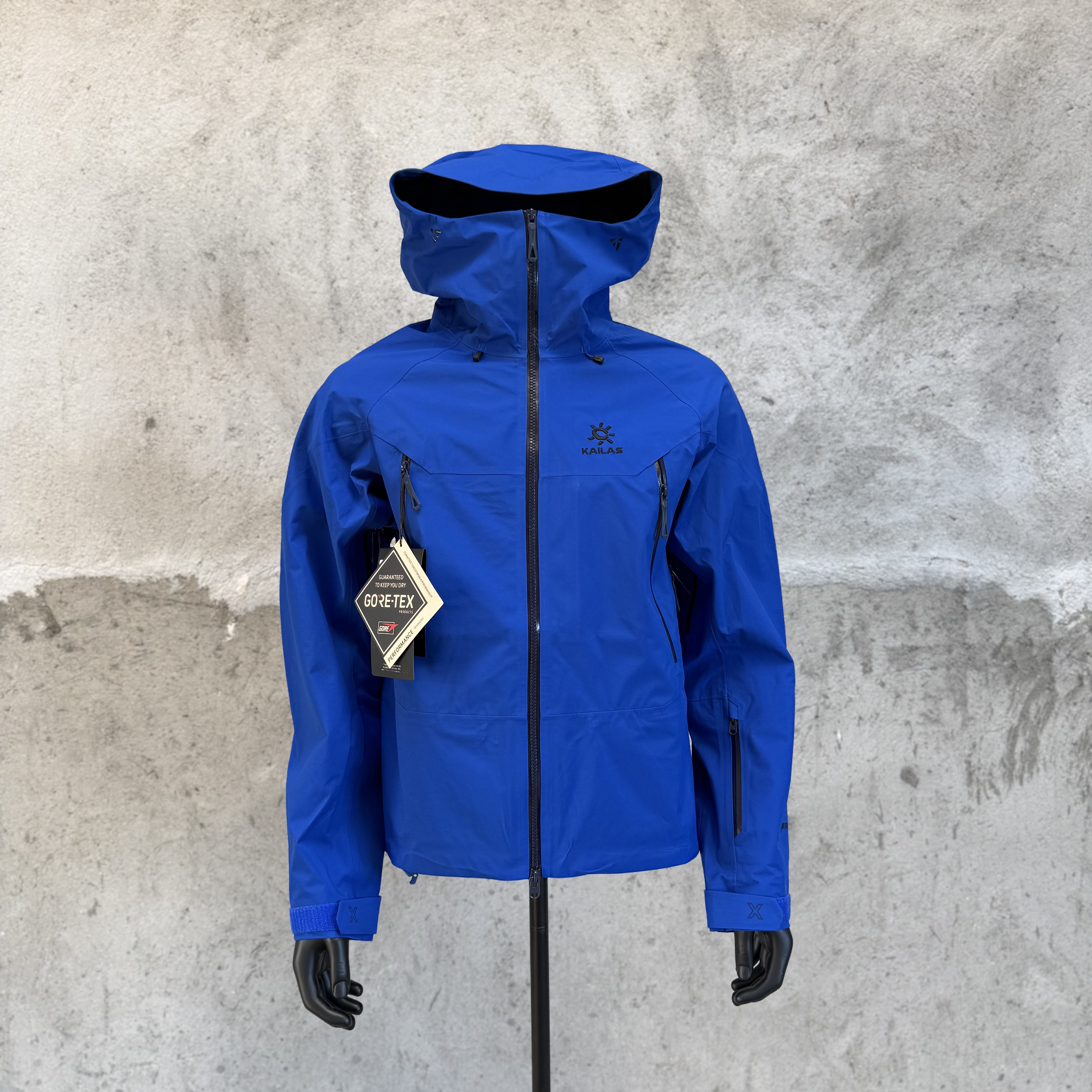 凯乐石KAILAS MONT X  全天候GTX 暴雨户外登山运动 防水防风硬壳冲锋衣 凤搂 男款 KG2331117 勒多曼因蓝