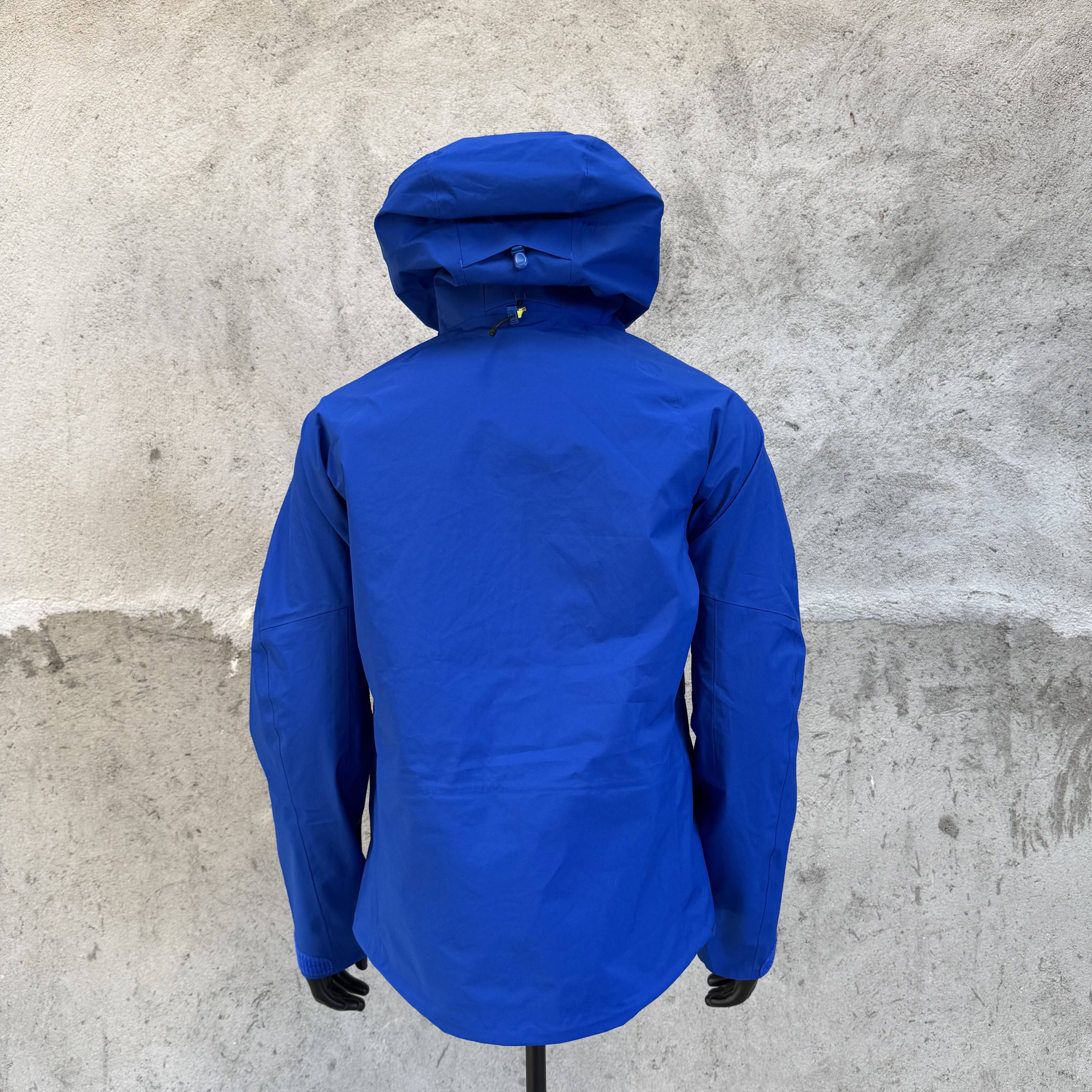 凯乐石KAILAS MONT X  全天候GTX 暴雨户外登山运动 防水防风硬壳冲锋衣 凤搂 男款 KG2331117 勒多曼因蓝